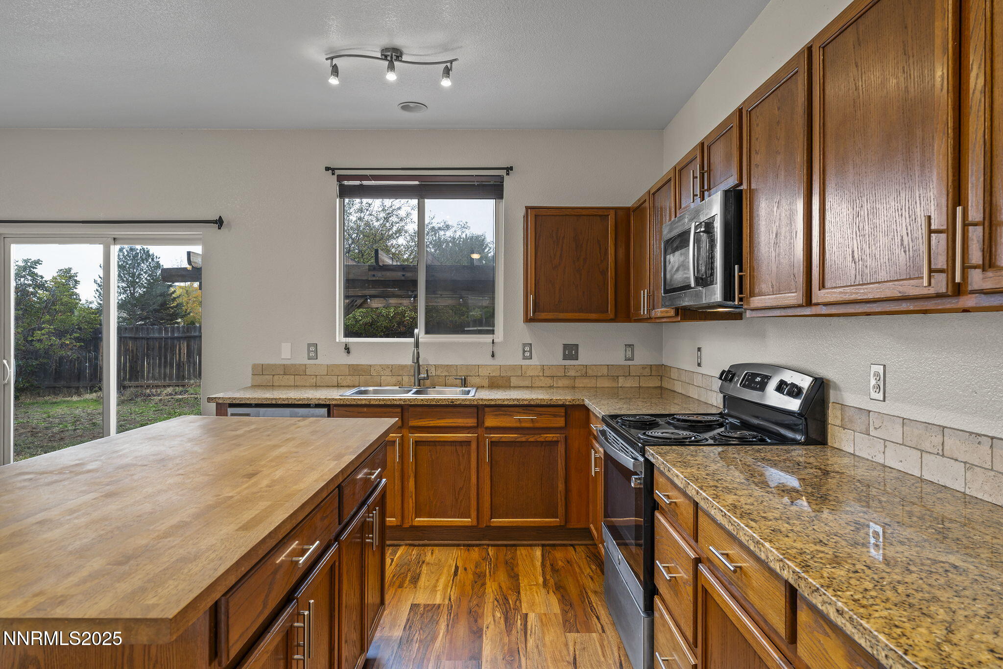 13-web-or-mls-_DSC5196