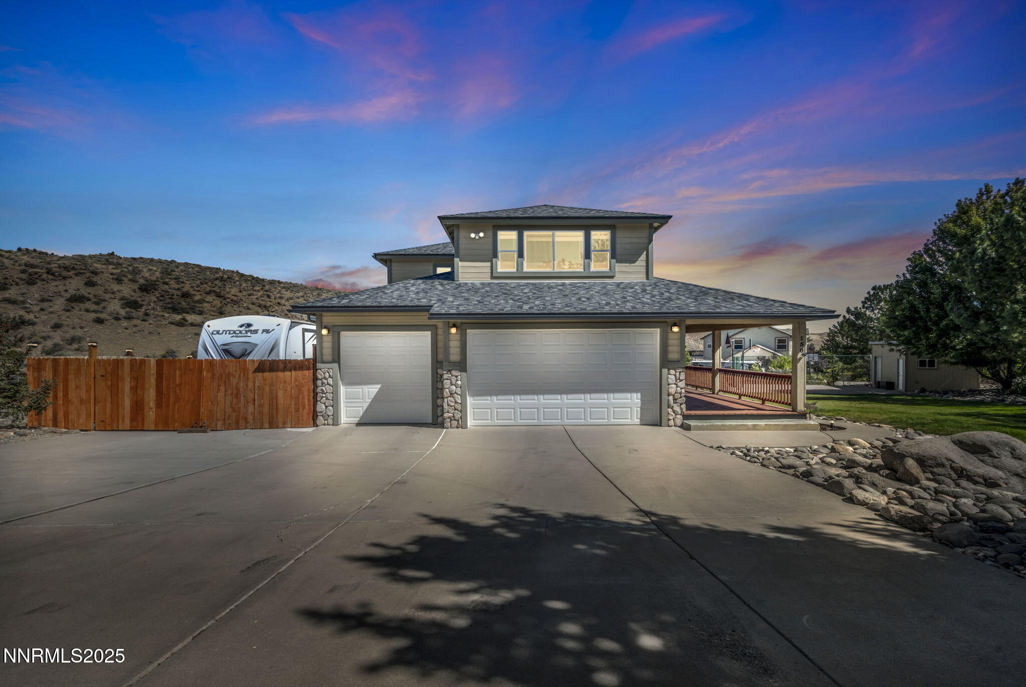 1-web-or-mls-150-mule-deer-dr