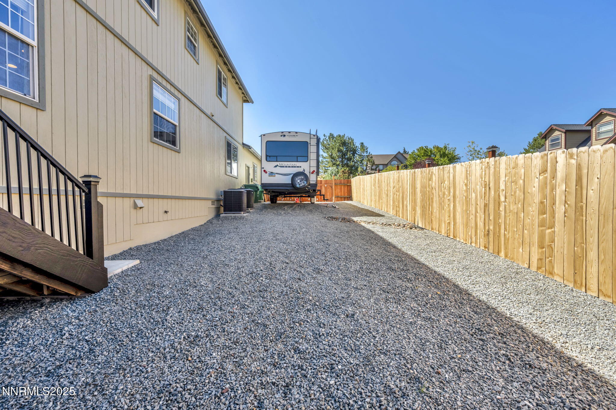 27-web-or-mls-150-mule-deer-dr