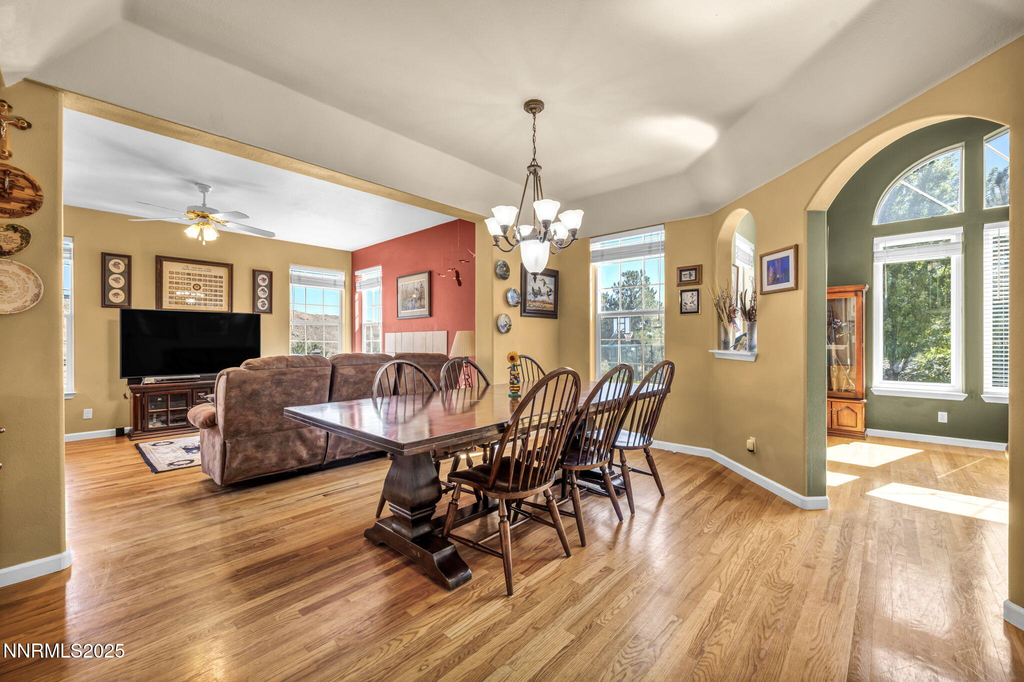 88-web-or-mls-150-mule-deer-dr