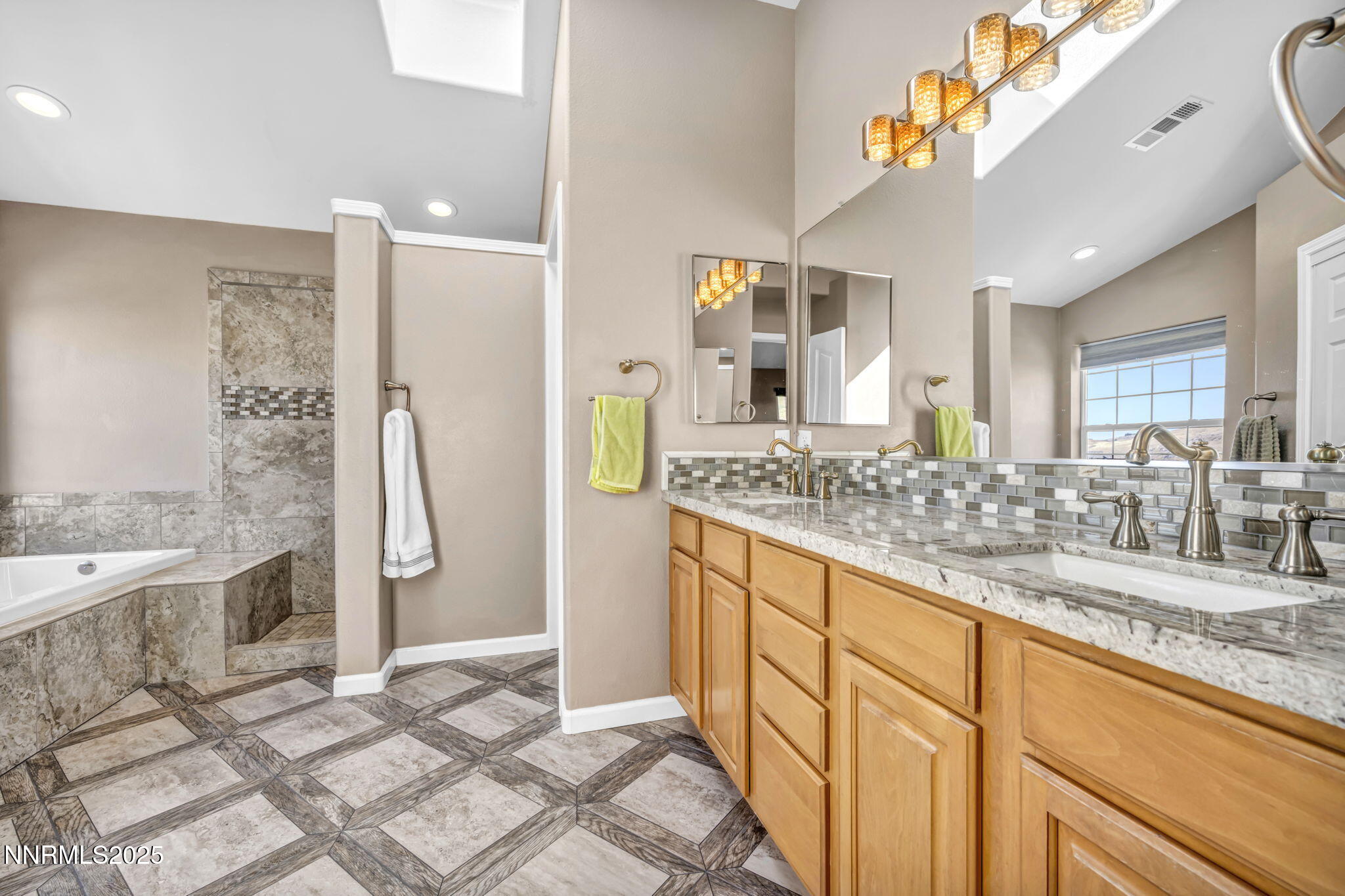 55-web-or-mls-150-mule-deer-dr