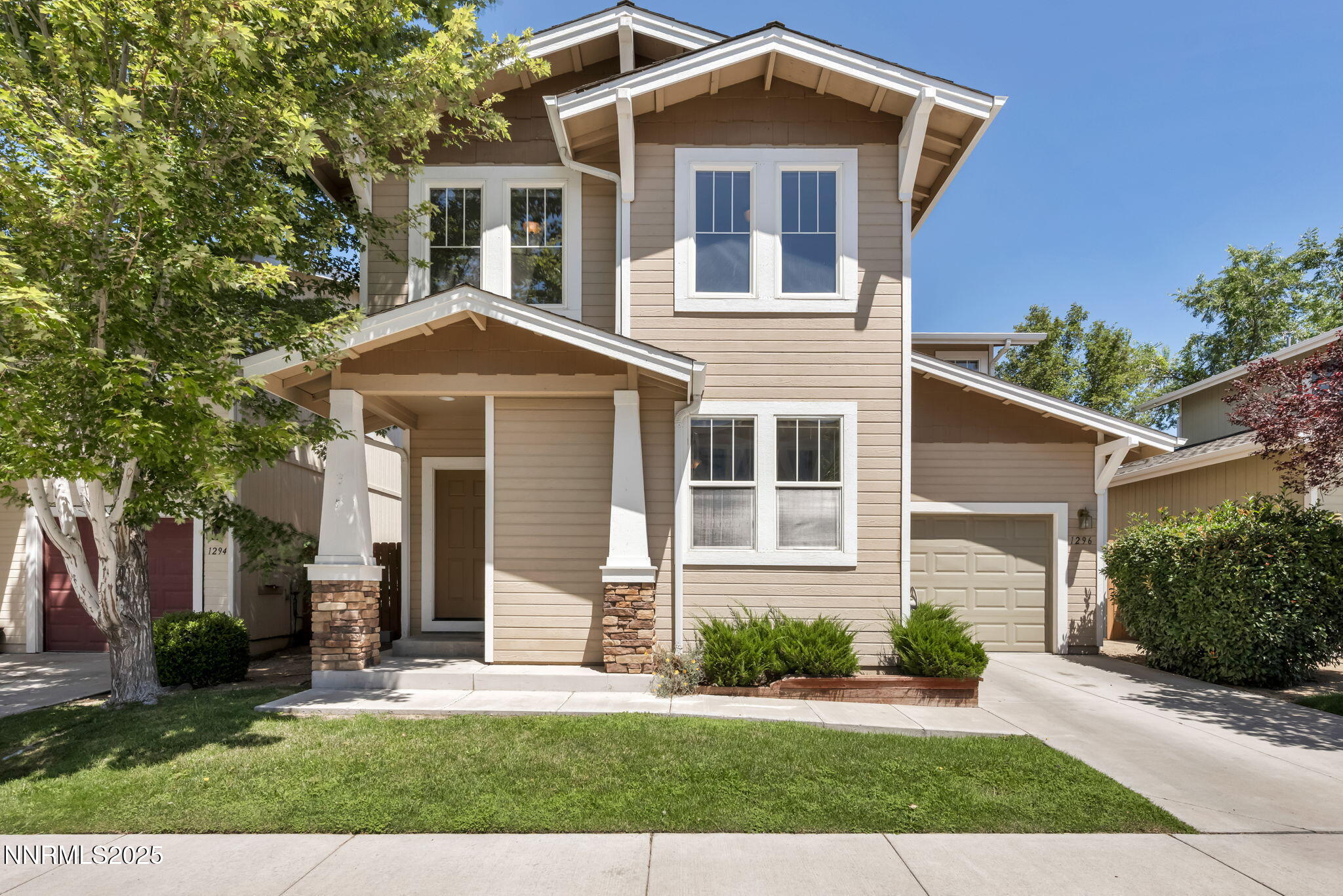 1296 Woodside Drive