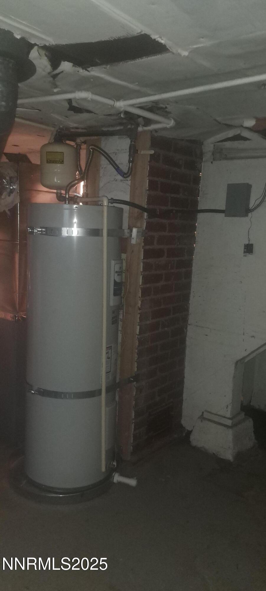 new hotwater heater 2025 140 keystone