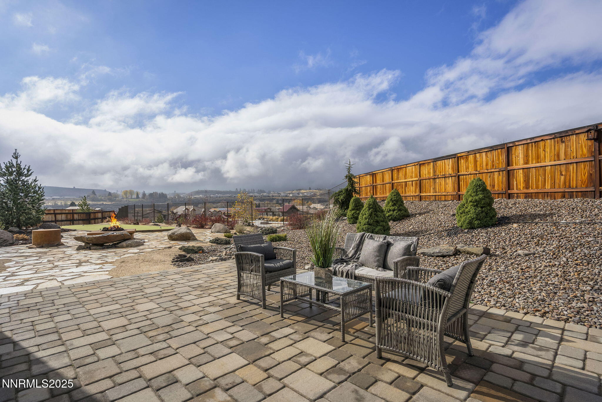 27-web-or-mls-27-print-_DSC0211