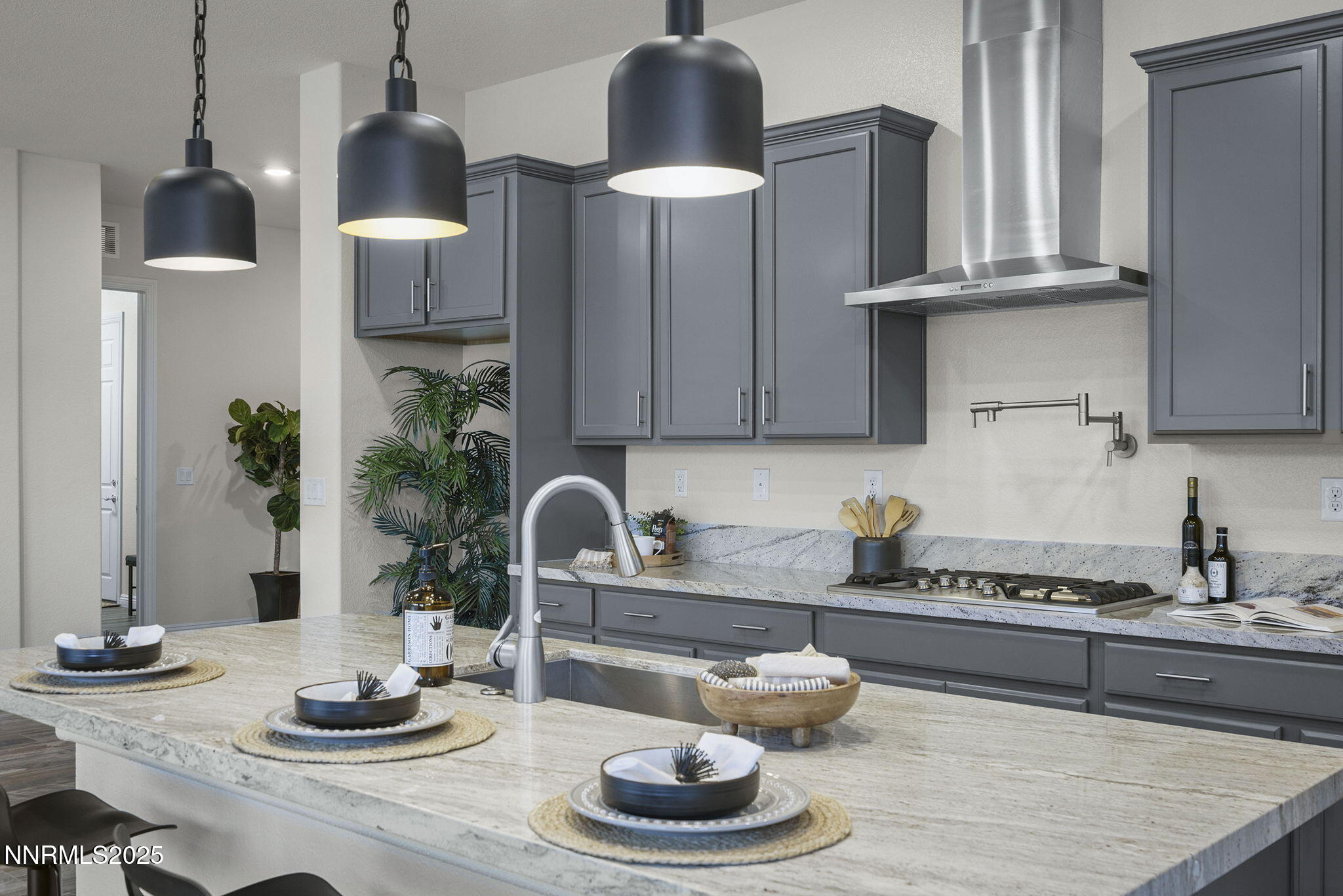 12-web-or-mls-12-print-_DSC0060