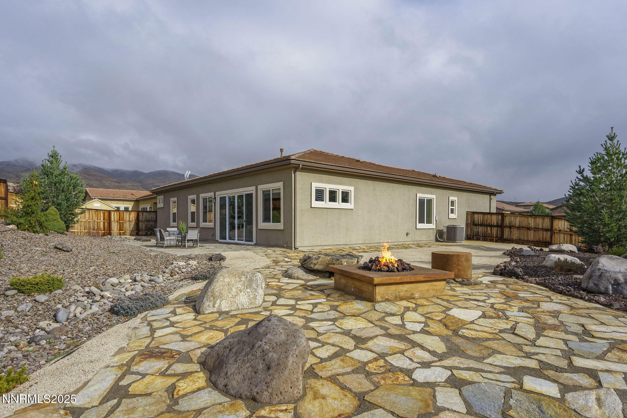 30-web-or-mls-30-print-_DSC0226