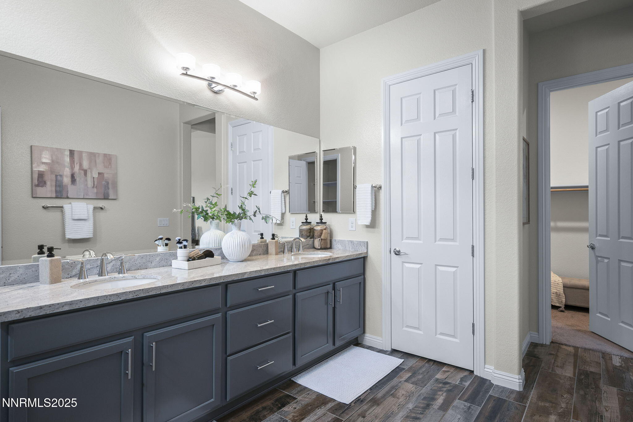 16-web-or-mls-16-print-_DSC0141