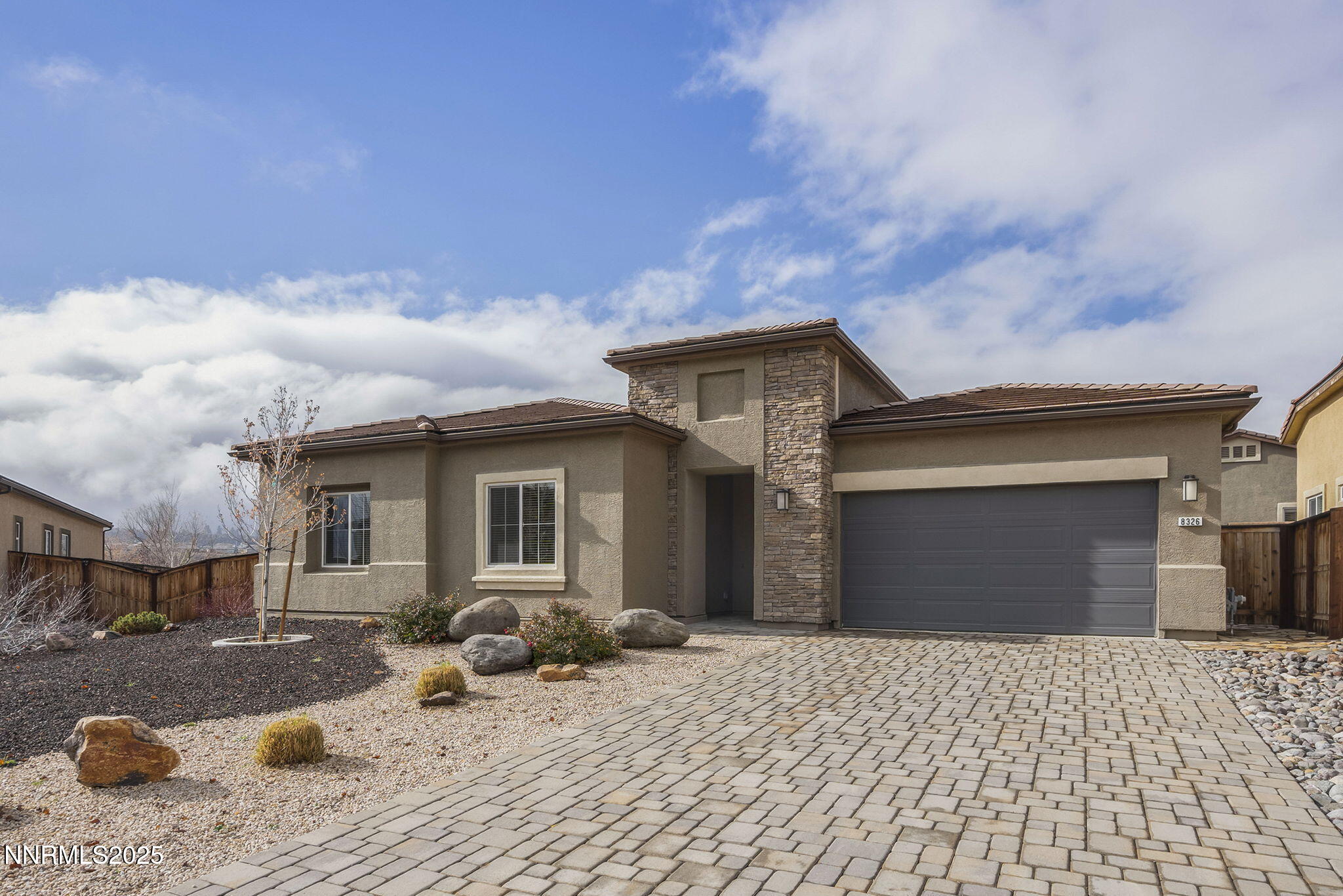 2-web-or-mls-2-print-_DSC0201