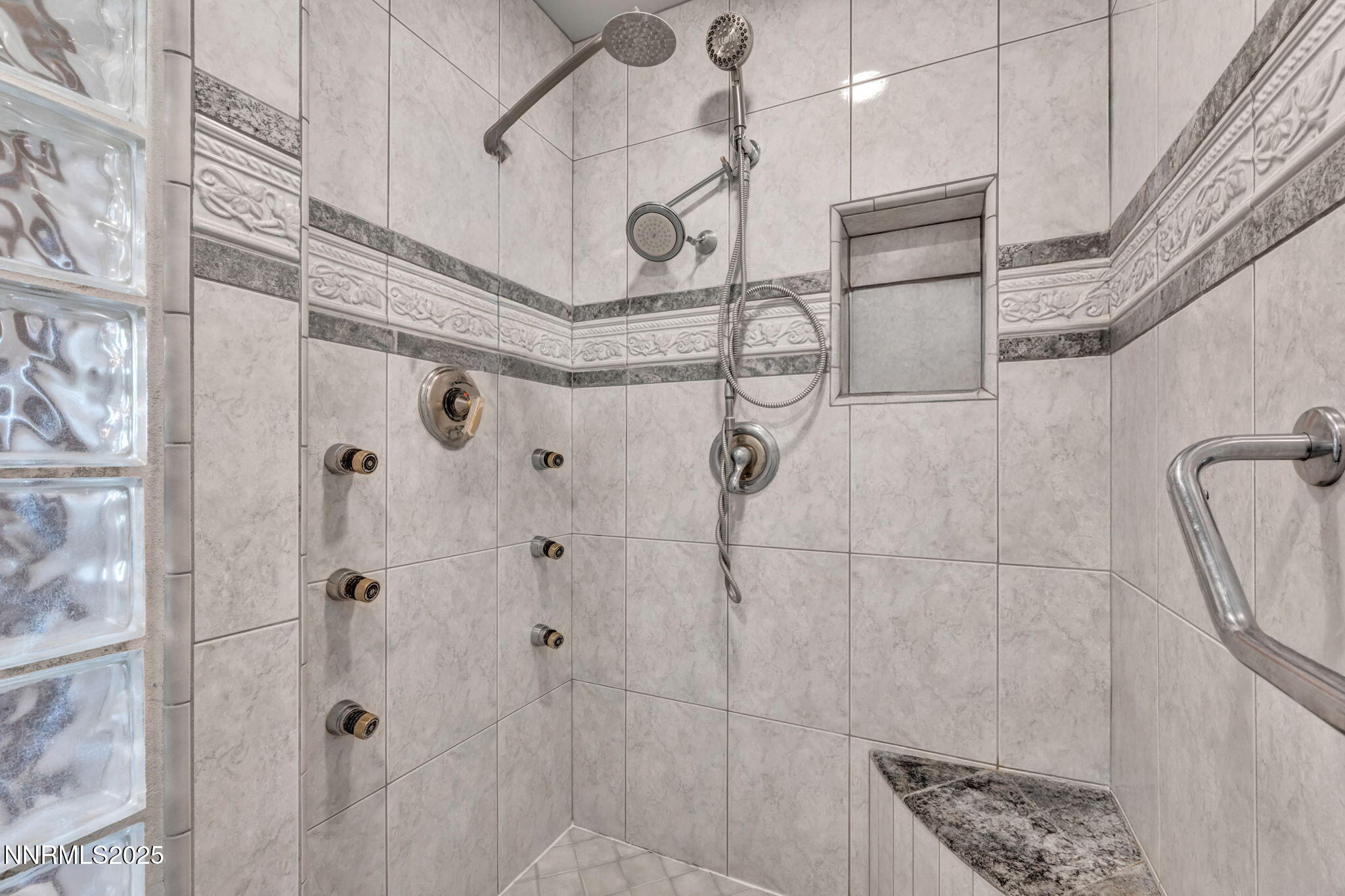 45-web-or-mls-14210-wild-quail-ct