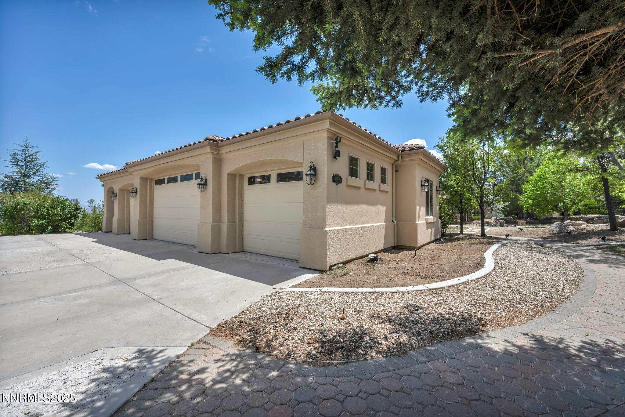 4-web-or-mls-14210-wild-quail-ct