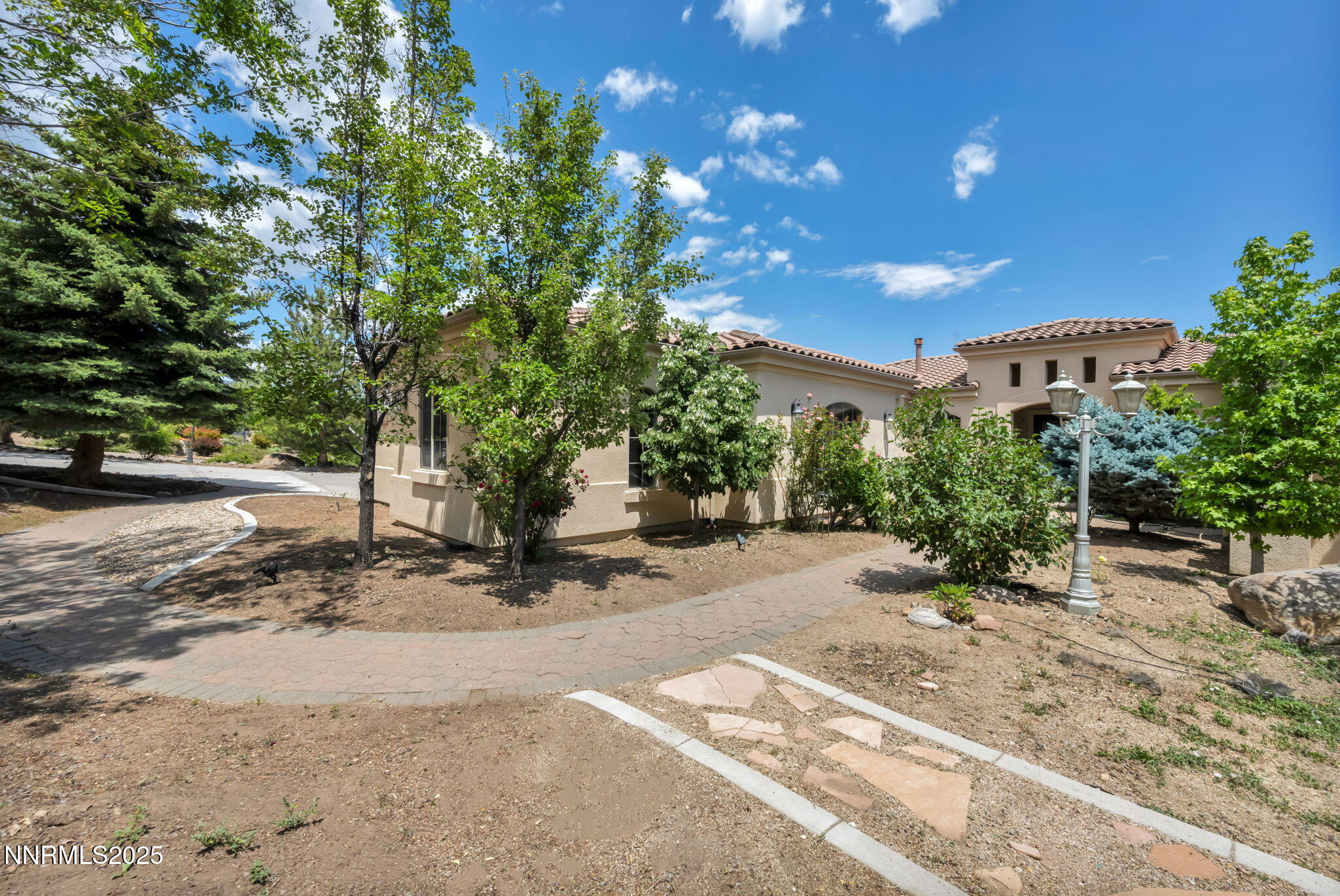 15-web-or-mls-14210-wild-quail-ct