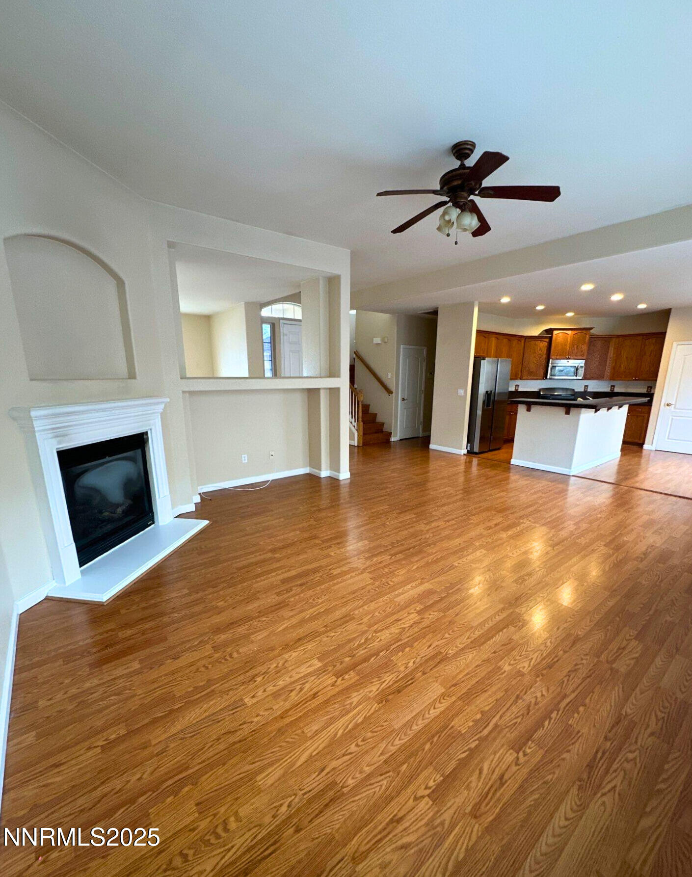 3307fe23-f82c-470f-b5f4-bffd7ac0350b