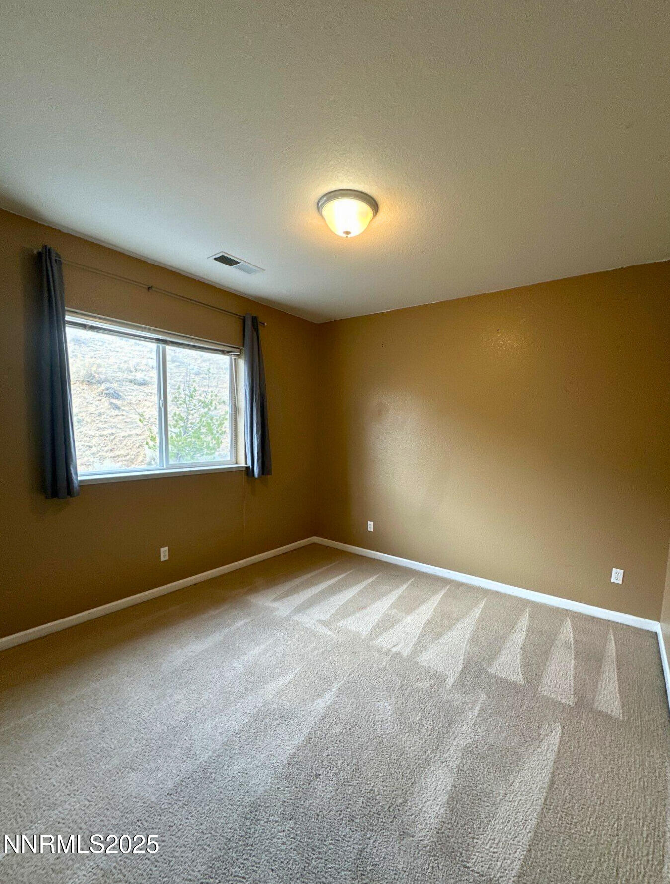 034673ce-3f47-408c-a86c-491d28f06618