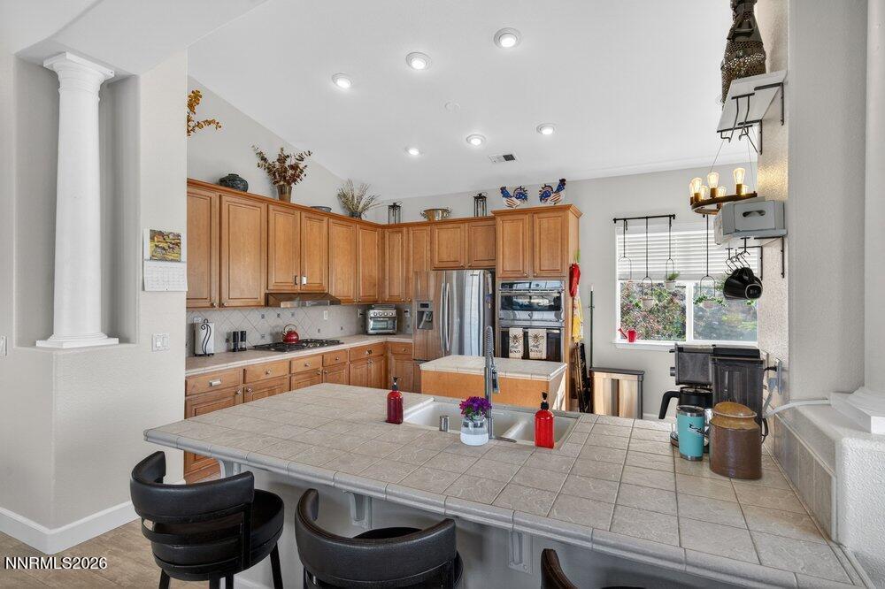 Escondido, California, 92025, United States, 5 Bedrooms Bedrooms, ,4 BathroomsBathrooms,Residential,Active,2032392