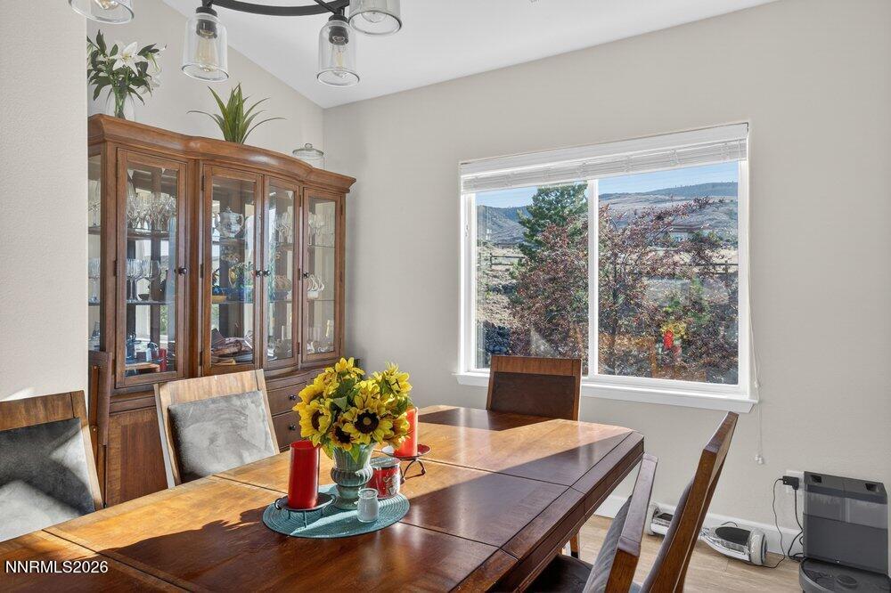 Escondido, California, 92025, United States, 5 Bedrooms Bedrooms, ,4 BathroomsBathrooms,Residential,Active,2032392