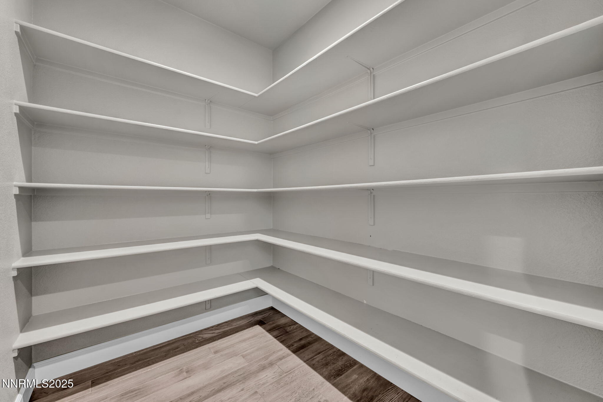 43-web-or-mls-9267-blue-basin-trl