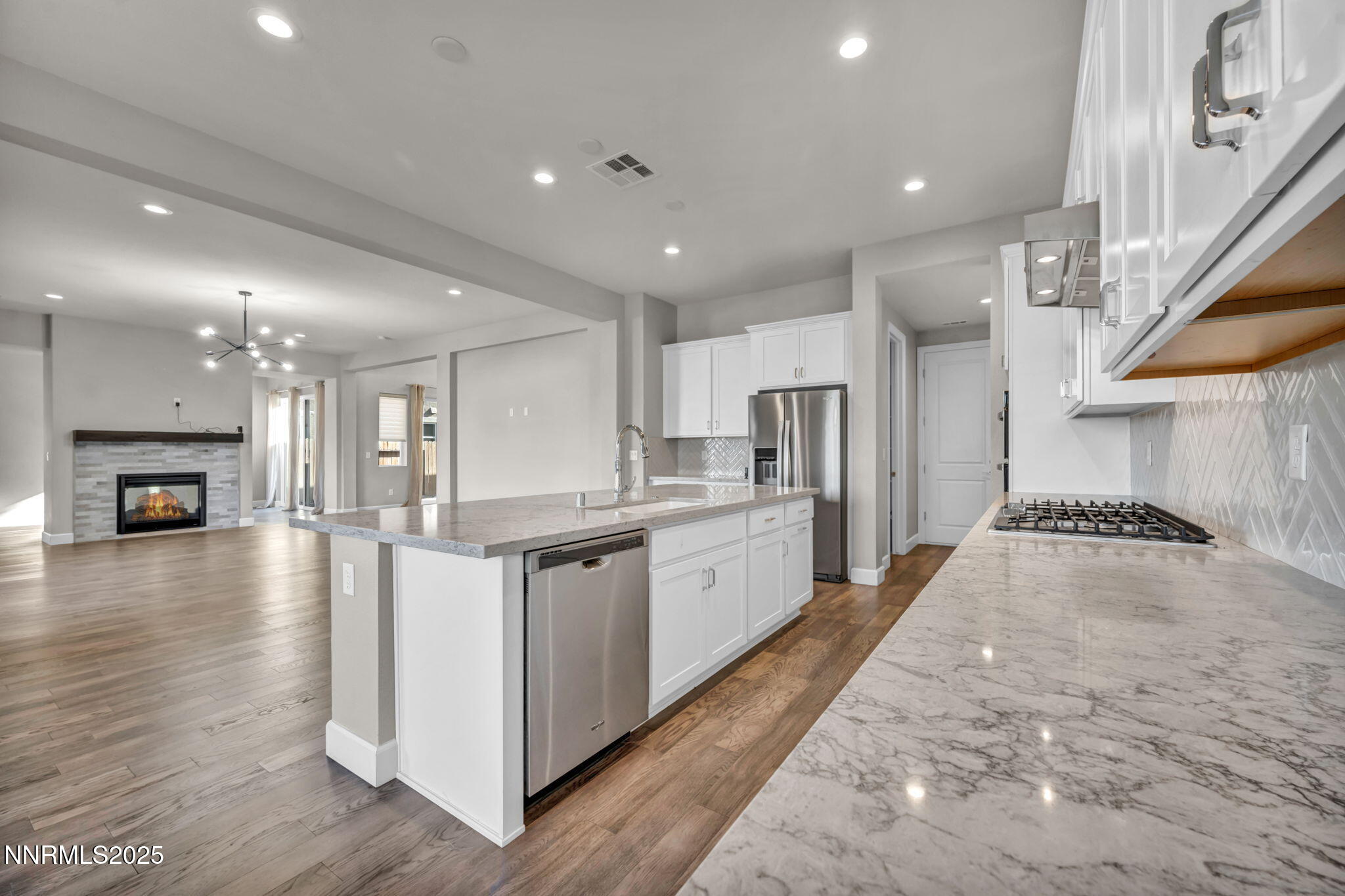 48-web-or-mls-9267-blue-basin-trl