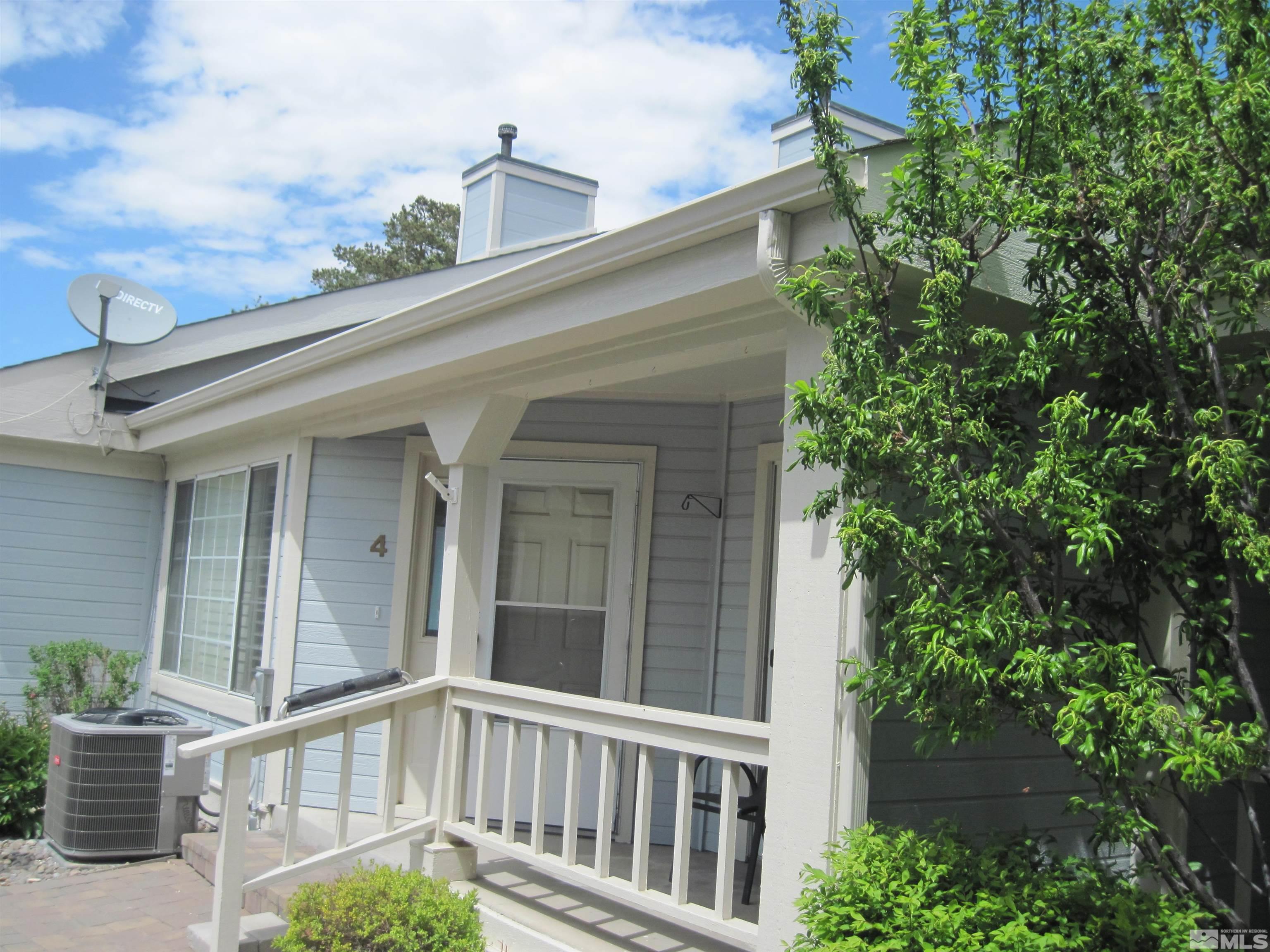 1420 N Douglas 4