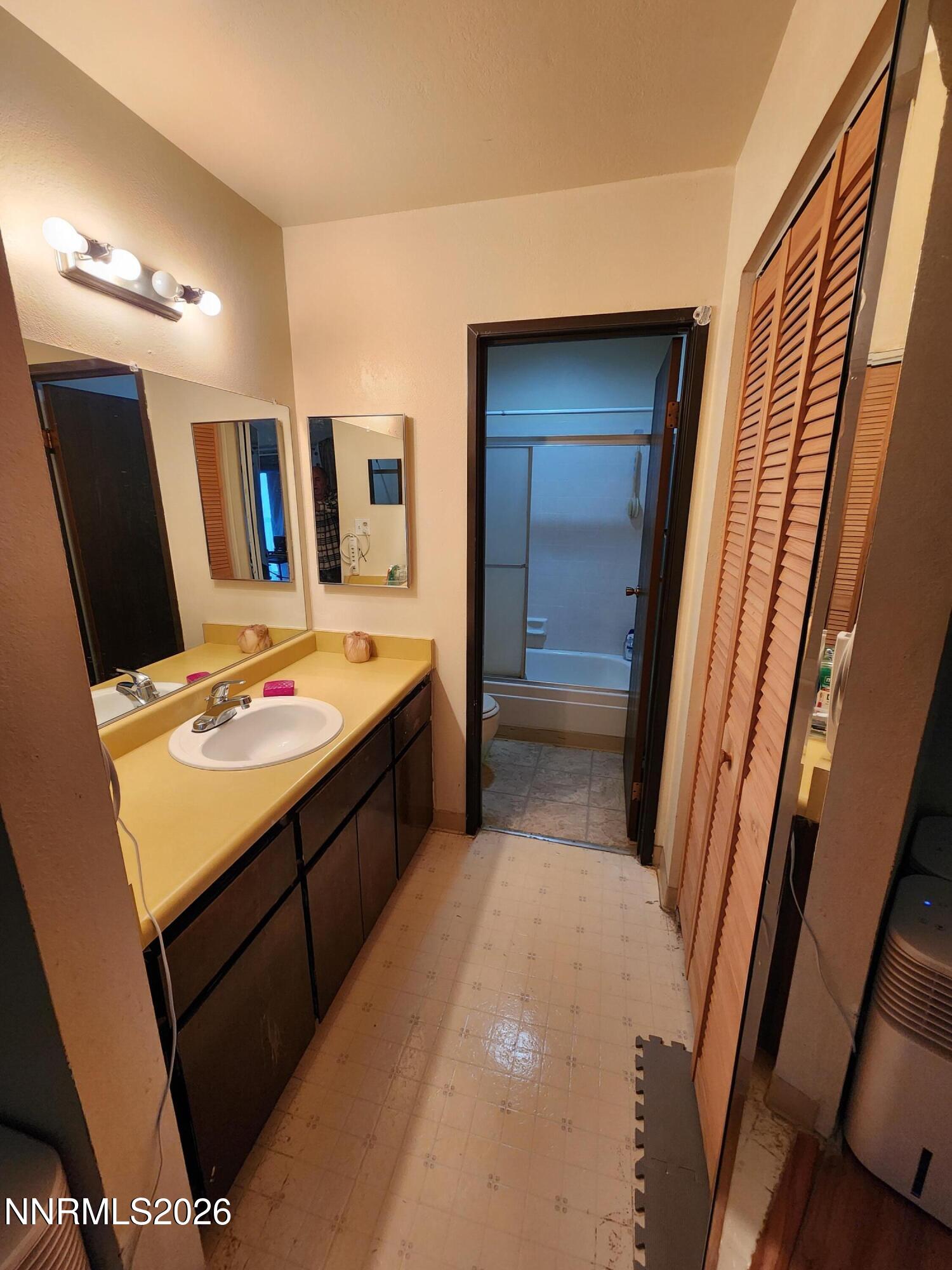 2450 Lymbery Street APT 323