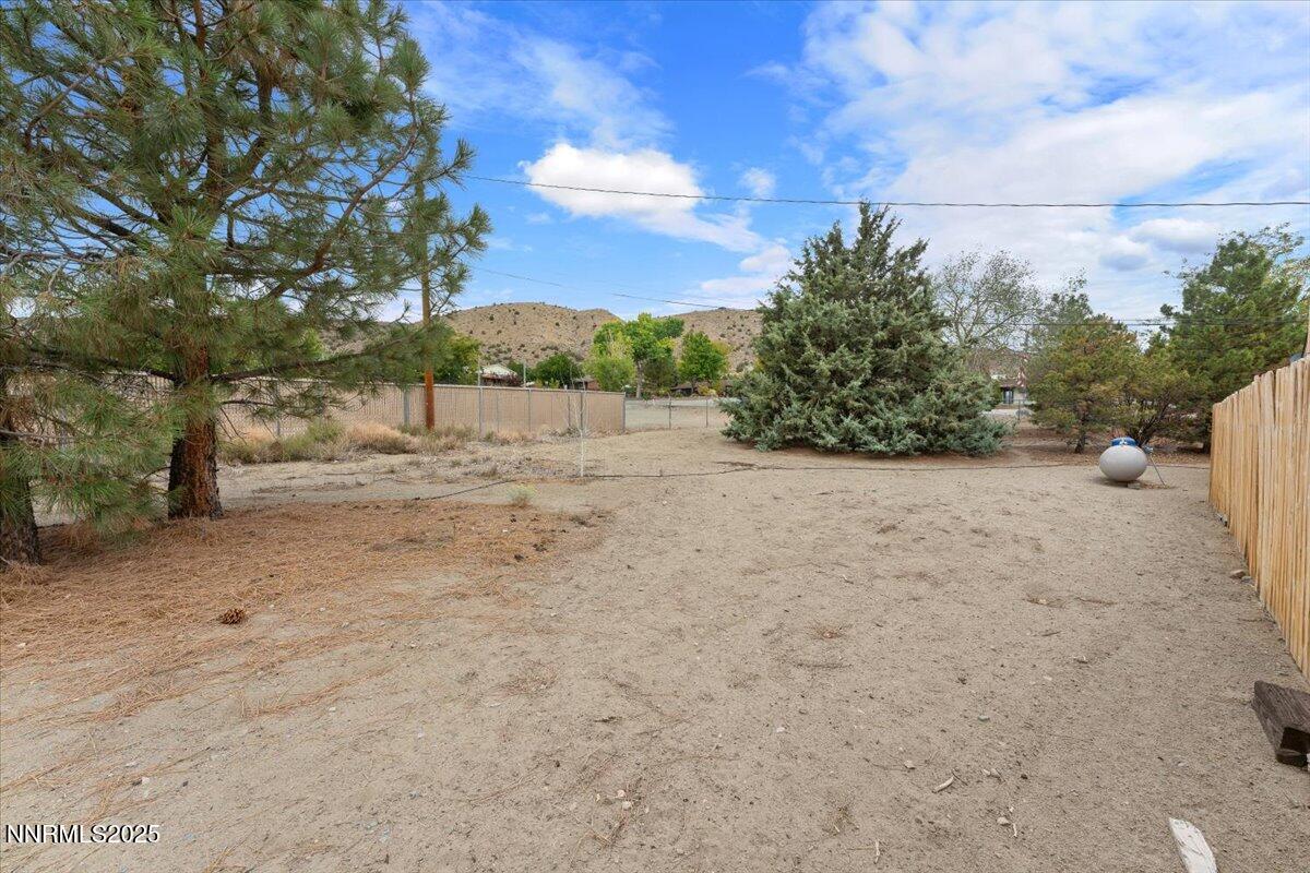 42-11720 Oregon Blvd Reno NV 89506 (42 o