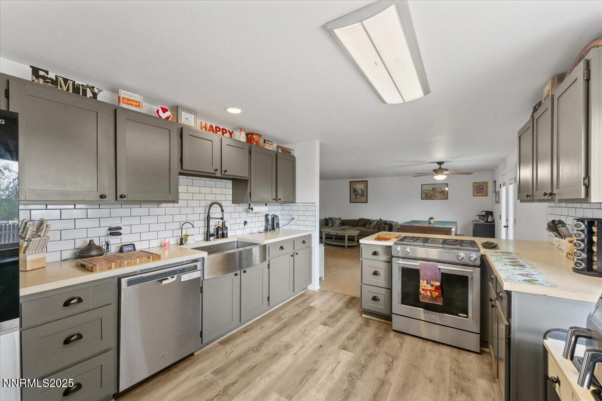 14-11720 Oregon Blvd Reno NV 89506 (13 o