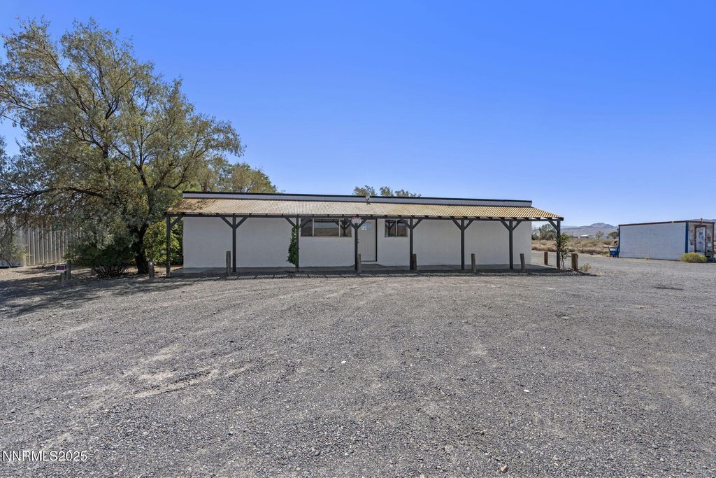 Photo of 2725 E Fir Street, Silver Springs, NV 89429 (MLS # 250056373)