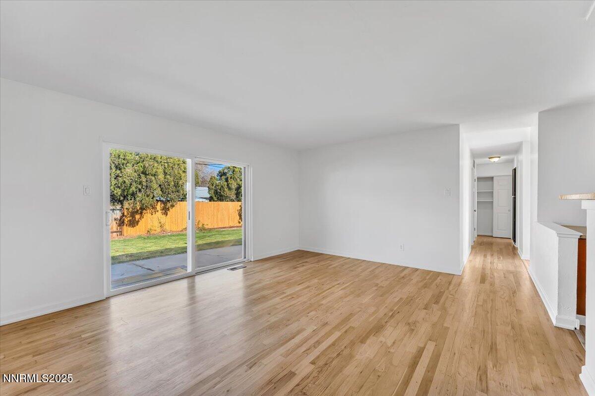 07-2801 Kings Row Reno NV 89503 (9 of 45