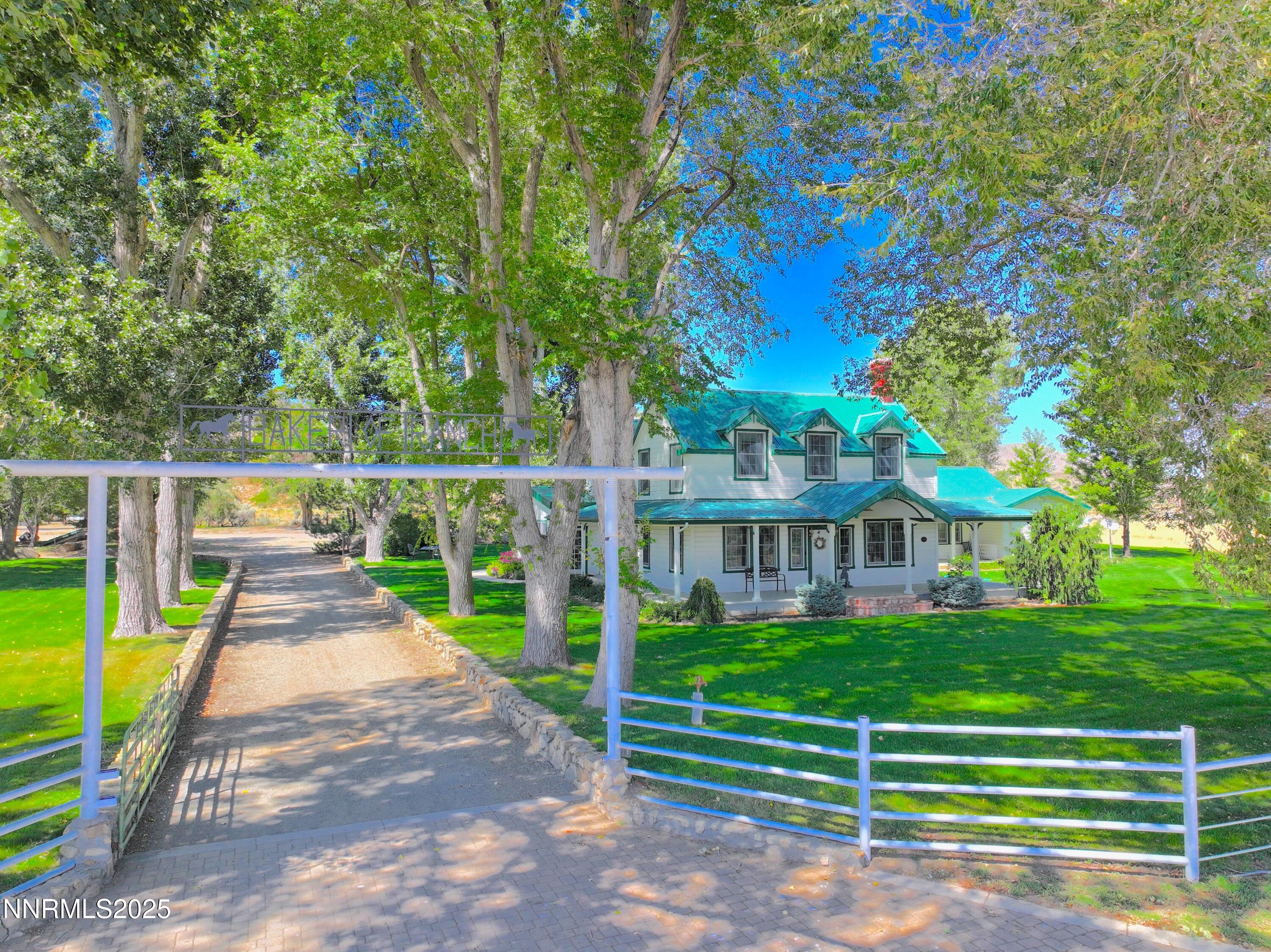 432-250 Constantia Road