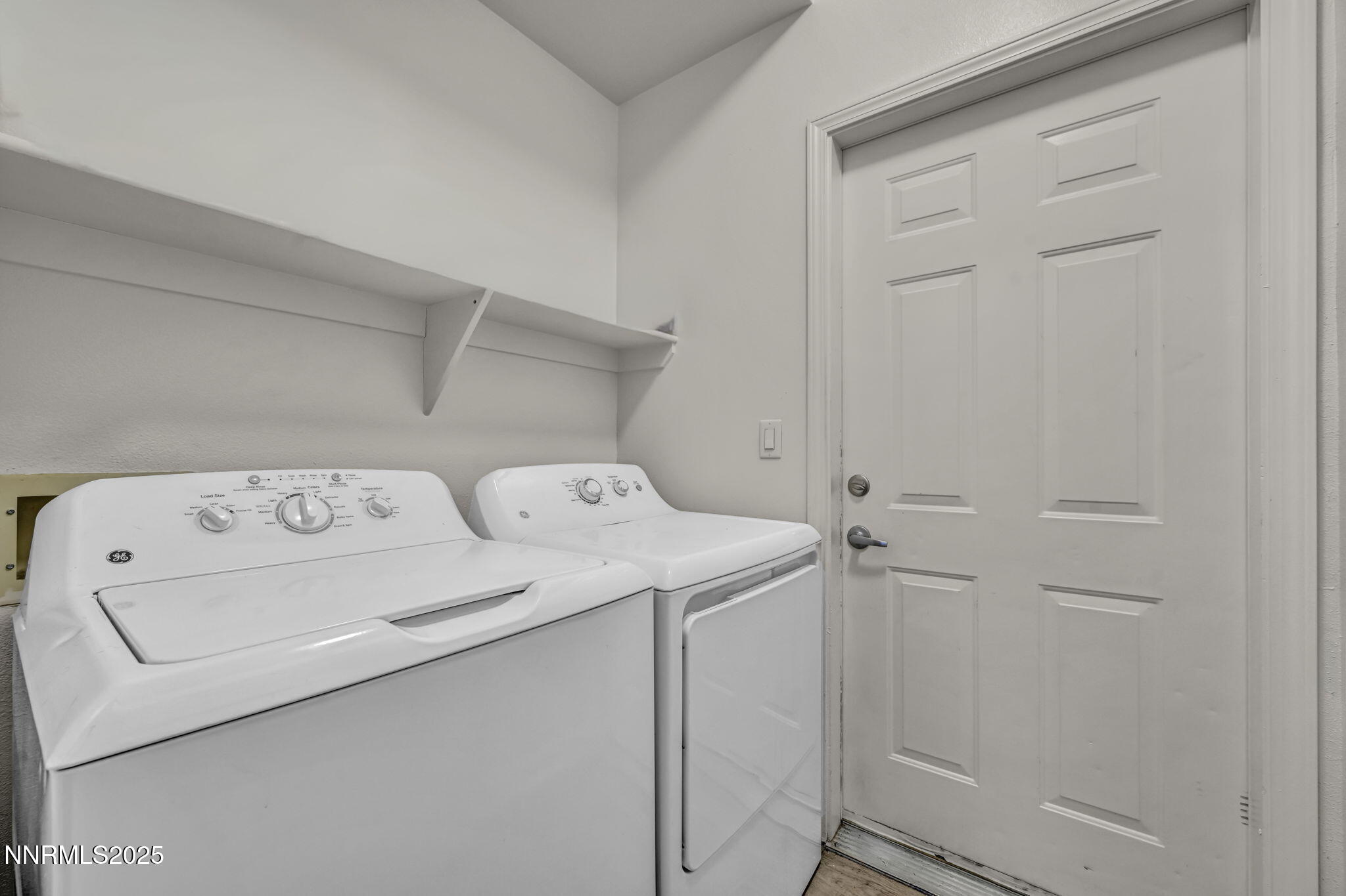 37-web-or-mls-900-s-meadows-pkwy-814