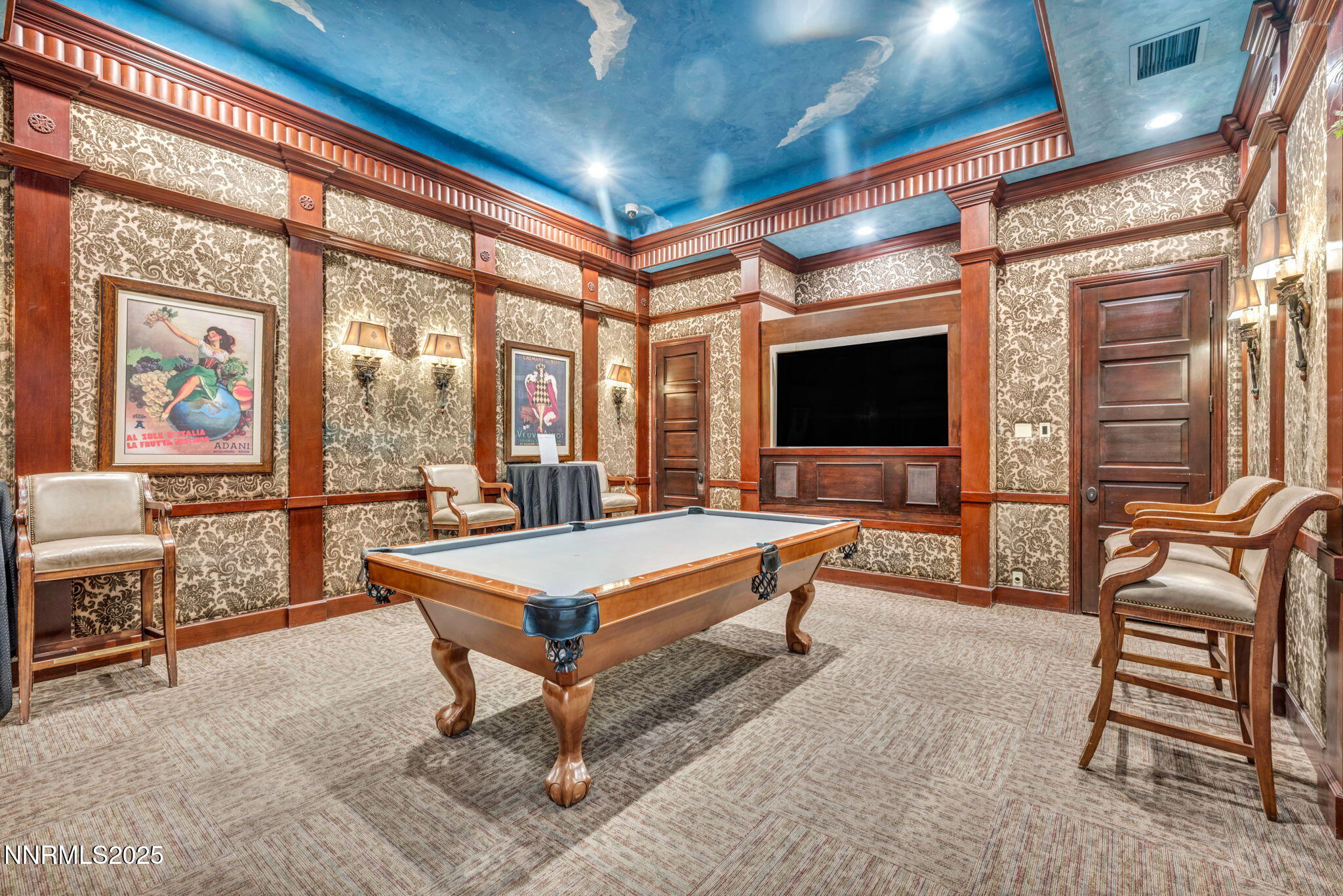 59-web-or-mls-900-s-meadows-pkwy-4311