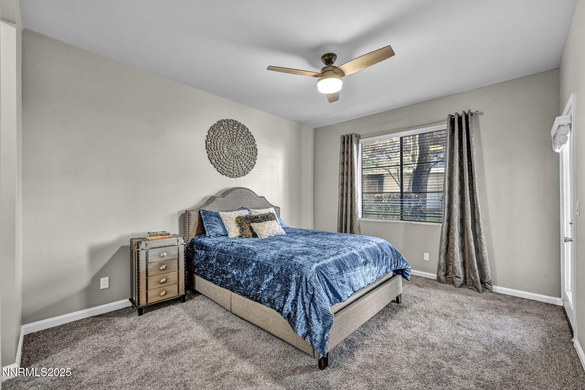 19-web-or-mls-900-s-meadows-pkwy-814