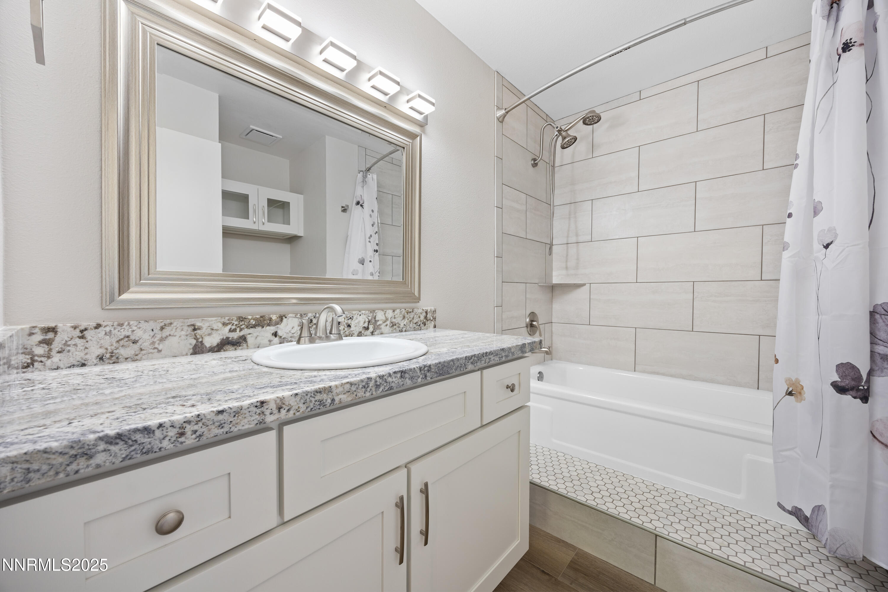 Conway Master bathroom