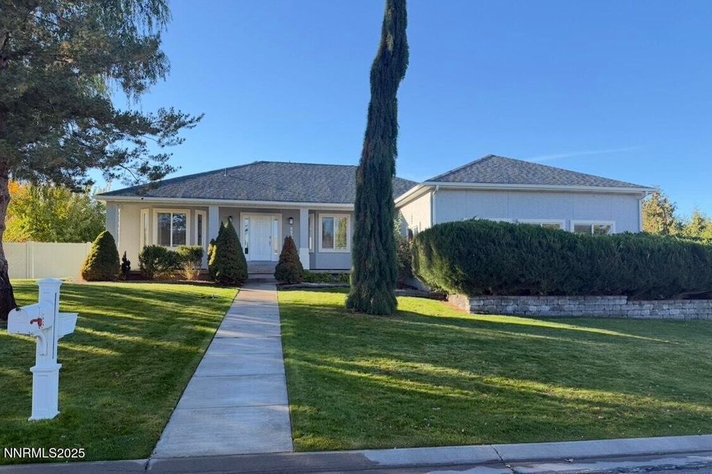 Photo of 5550 Patrician Way, Winnemucca, NV 89445 (MLS # 250057564)