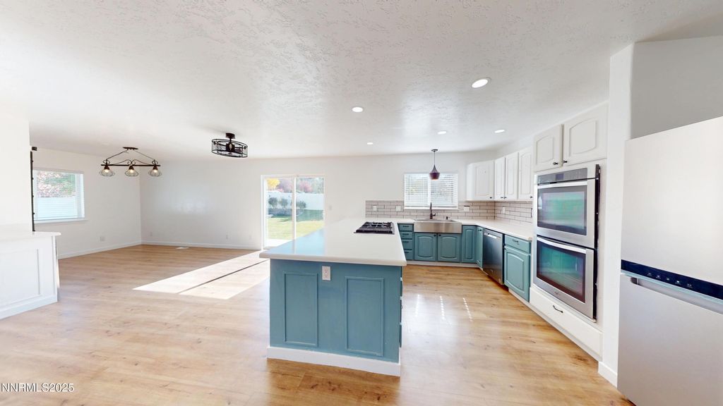 Photo of 5550 Patrician Way, Winnemucca, NV 89445 (MLS # 250057564)