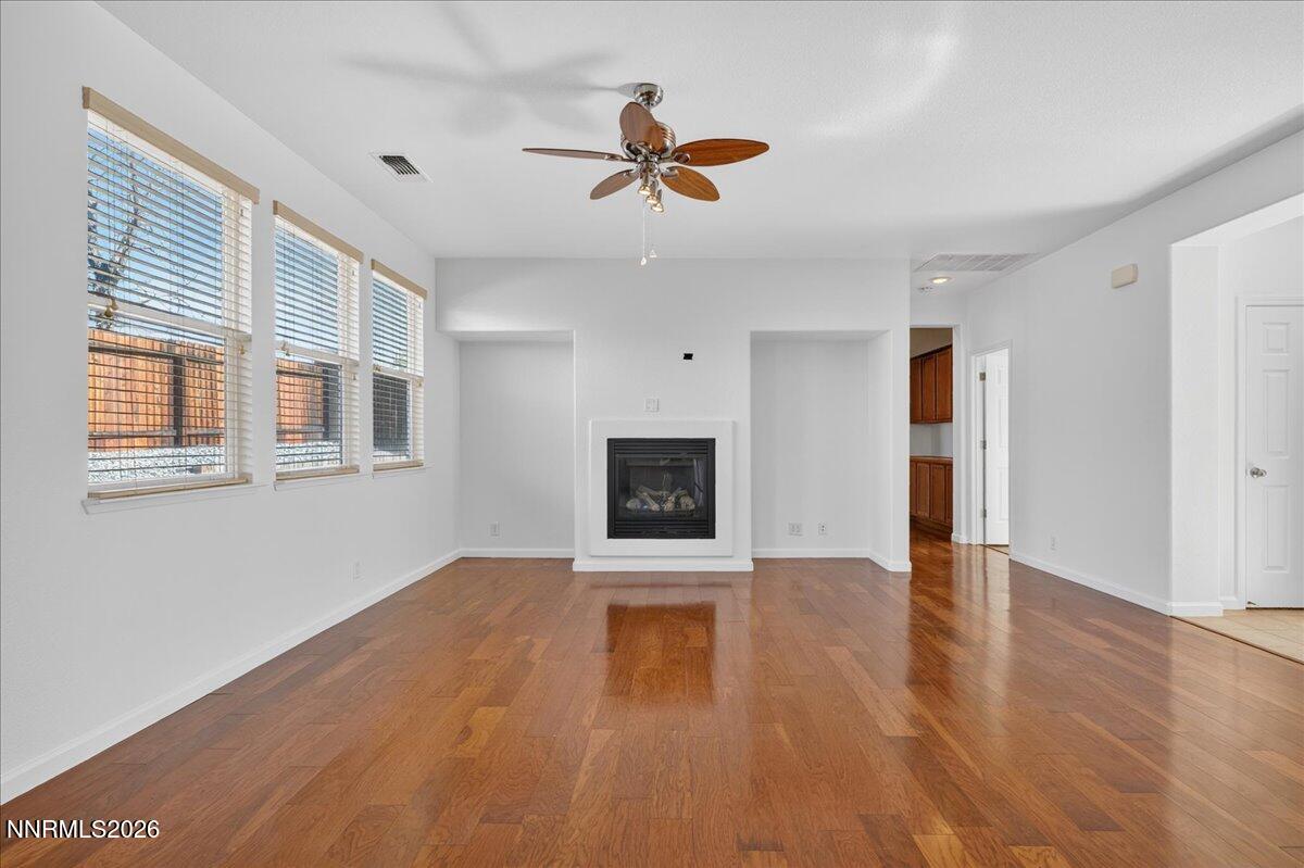 1096 Crown View Drive