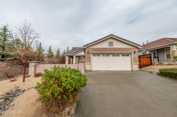 9295 HIDDEN PARK DR, RENO, NV 89523 - Image 184f4a5dfd2a1bed1f57e9b6bf2014ae/1421288820