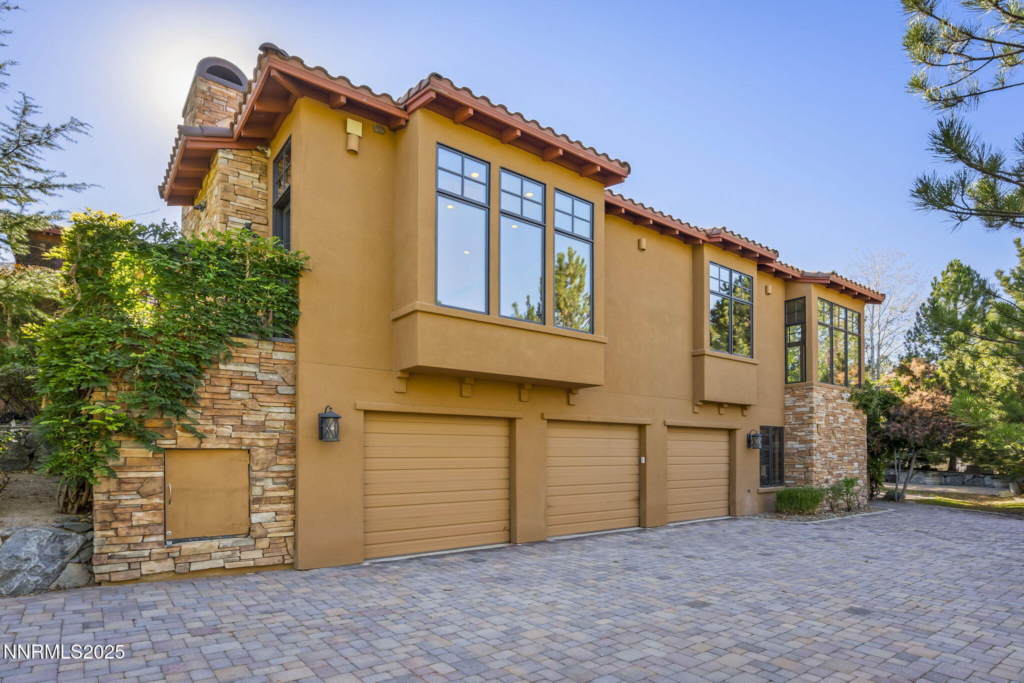 20 Promontory Pointe