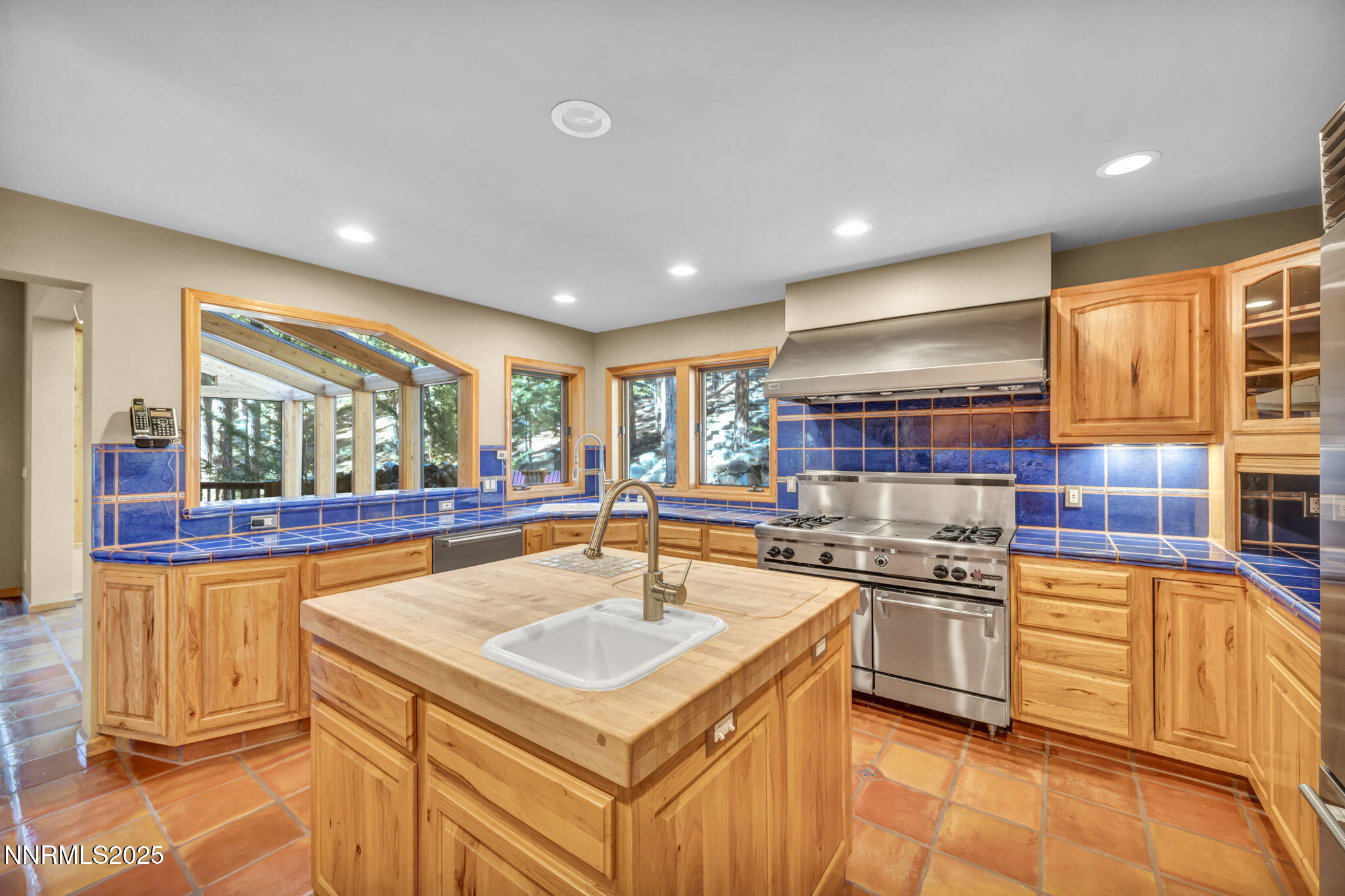 228-web-or-mls-1445-austrian-pine-rd