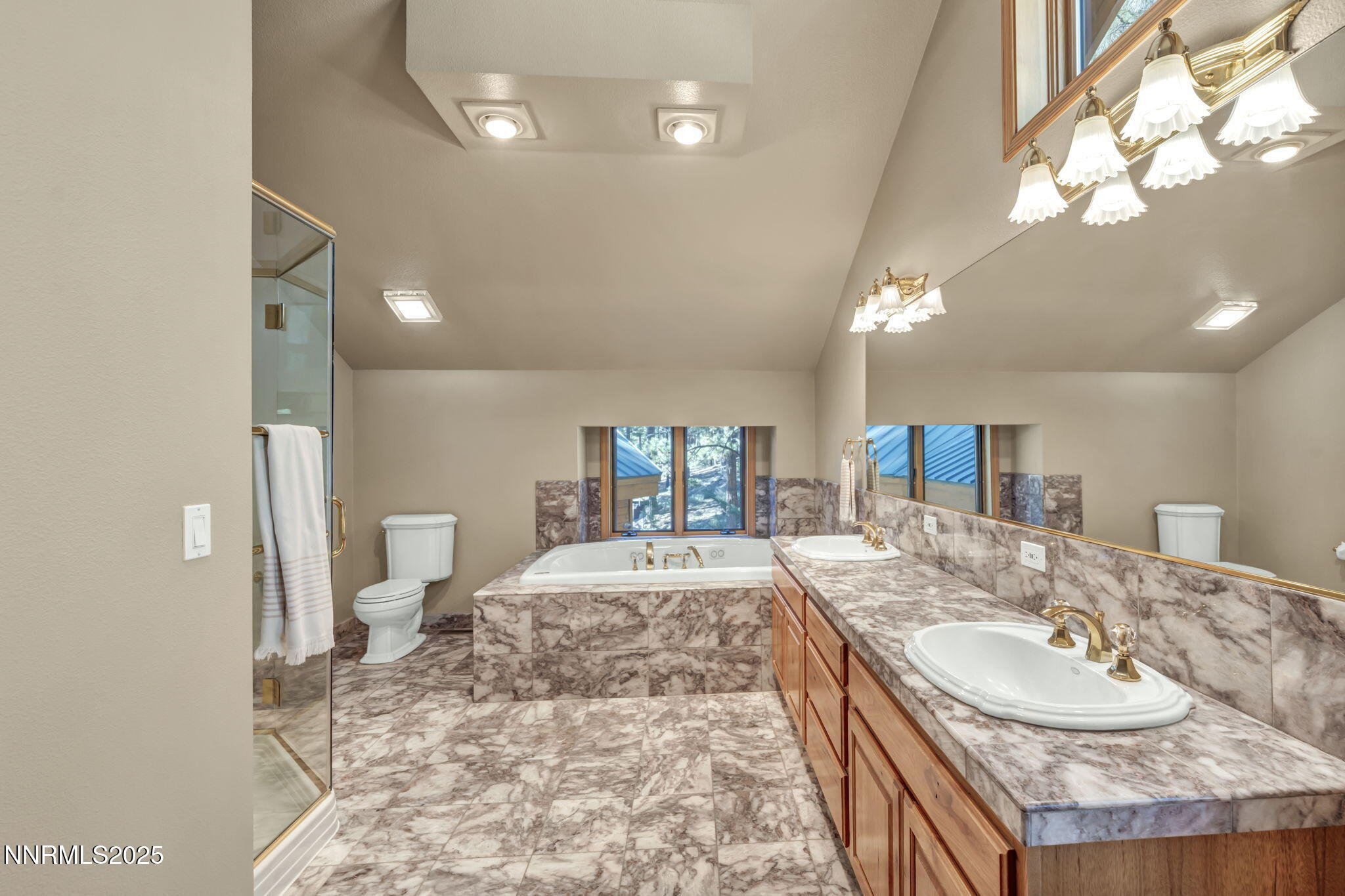 250-web-or-mls-1445-austrian-pine-rd