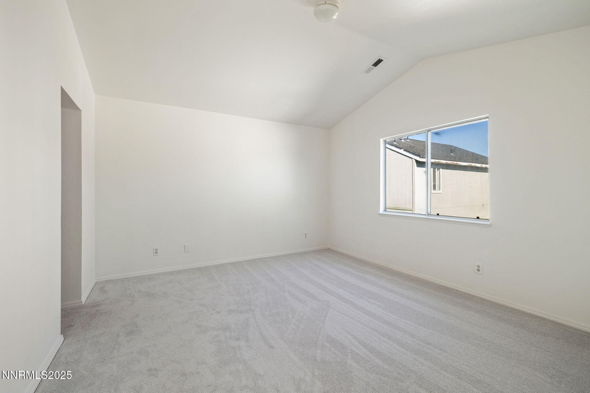 18-web-or-mls-4537 Park Rose-20