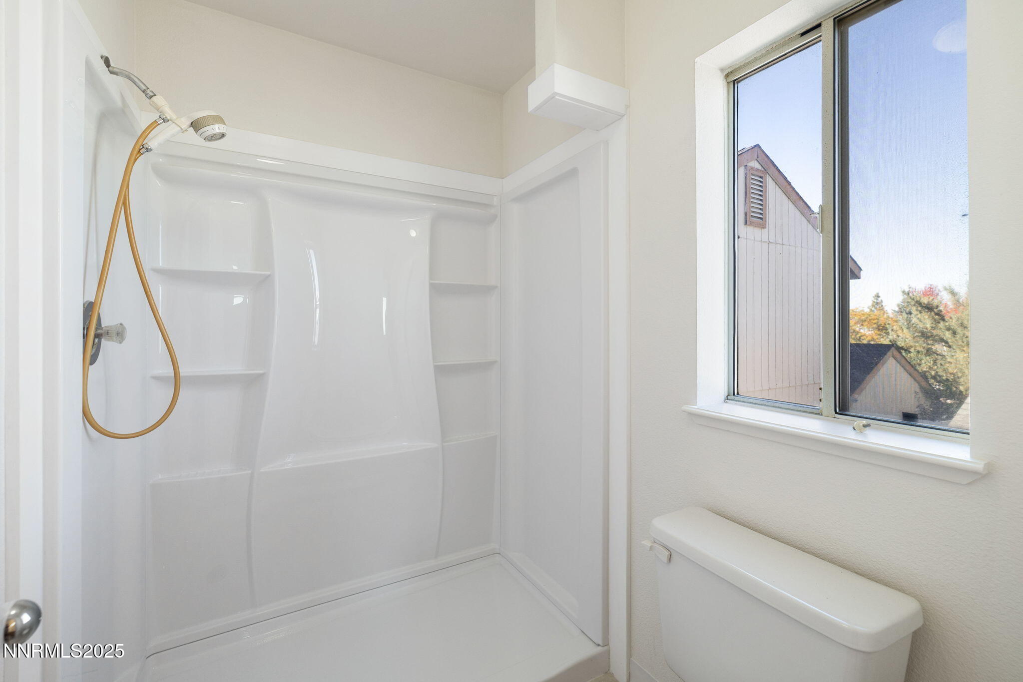 22-web-or-mls-4537 Park Rose-23