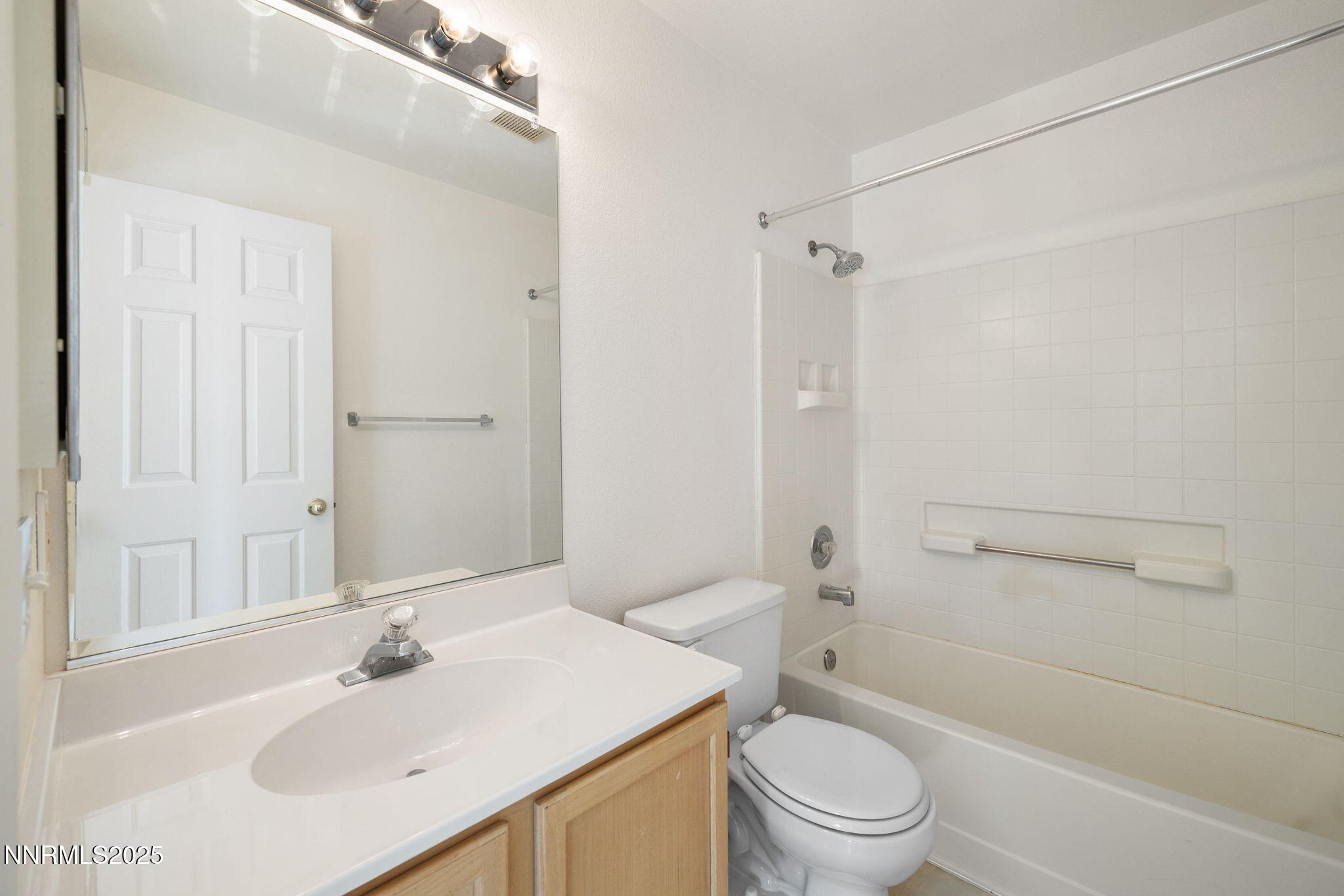 23-web-or-mls-4537 Park Rose-24