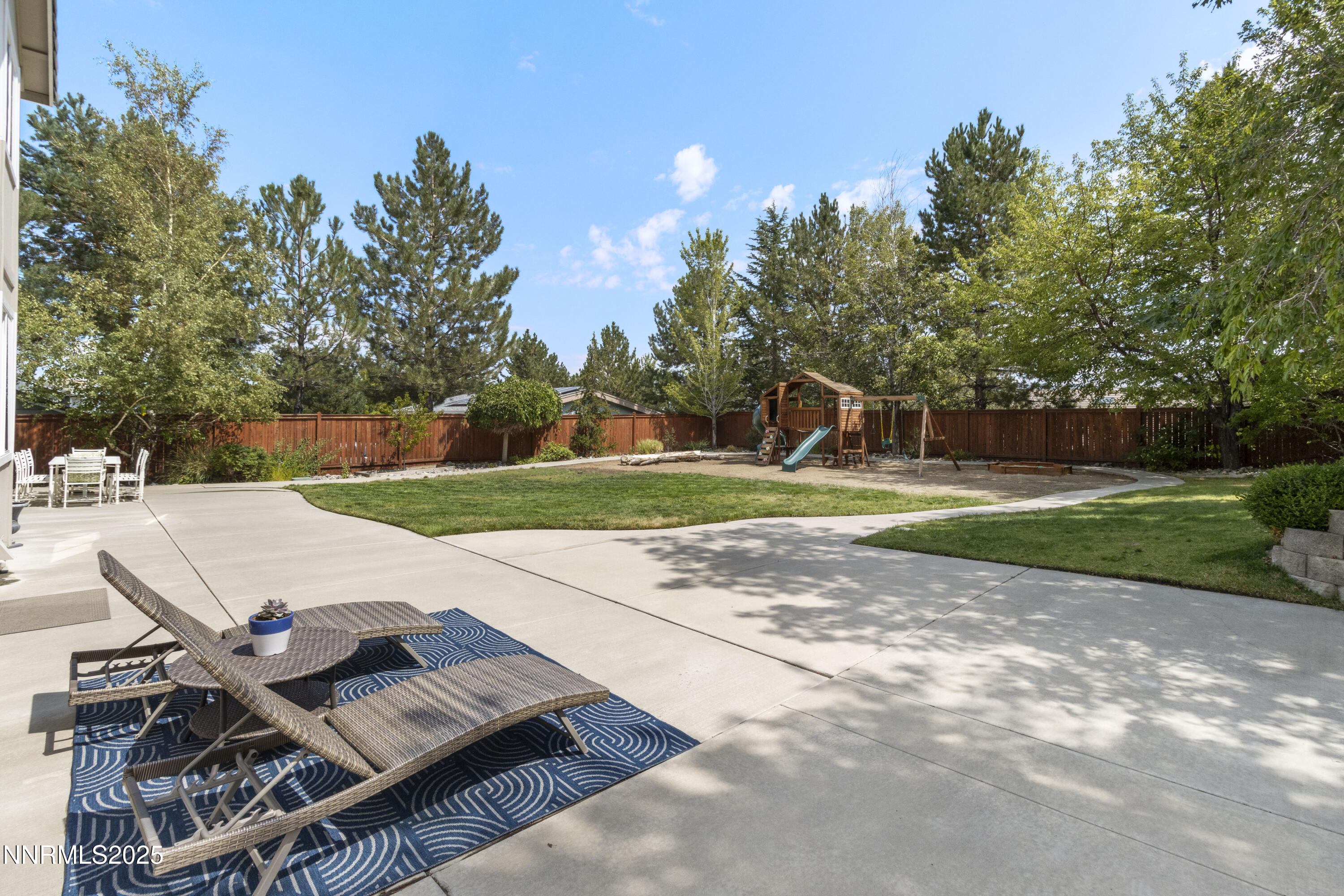 4455 White Fish Dr 27