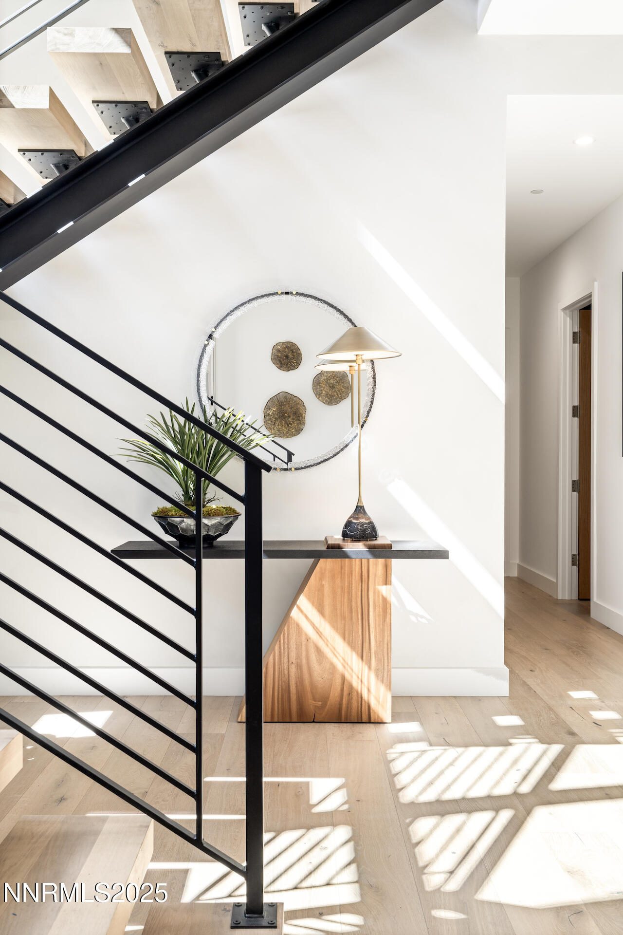 3574 Knob Point - WEB-42