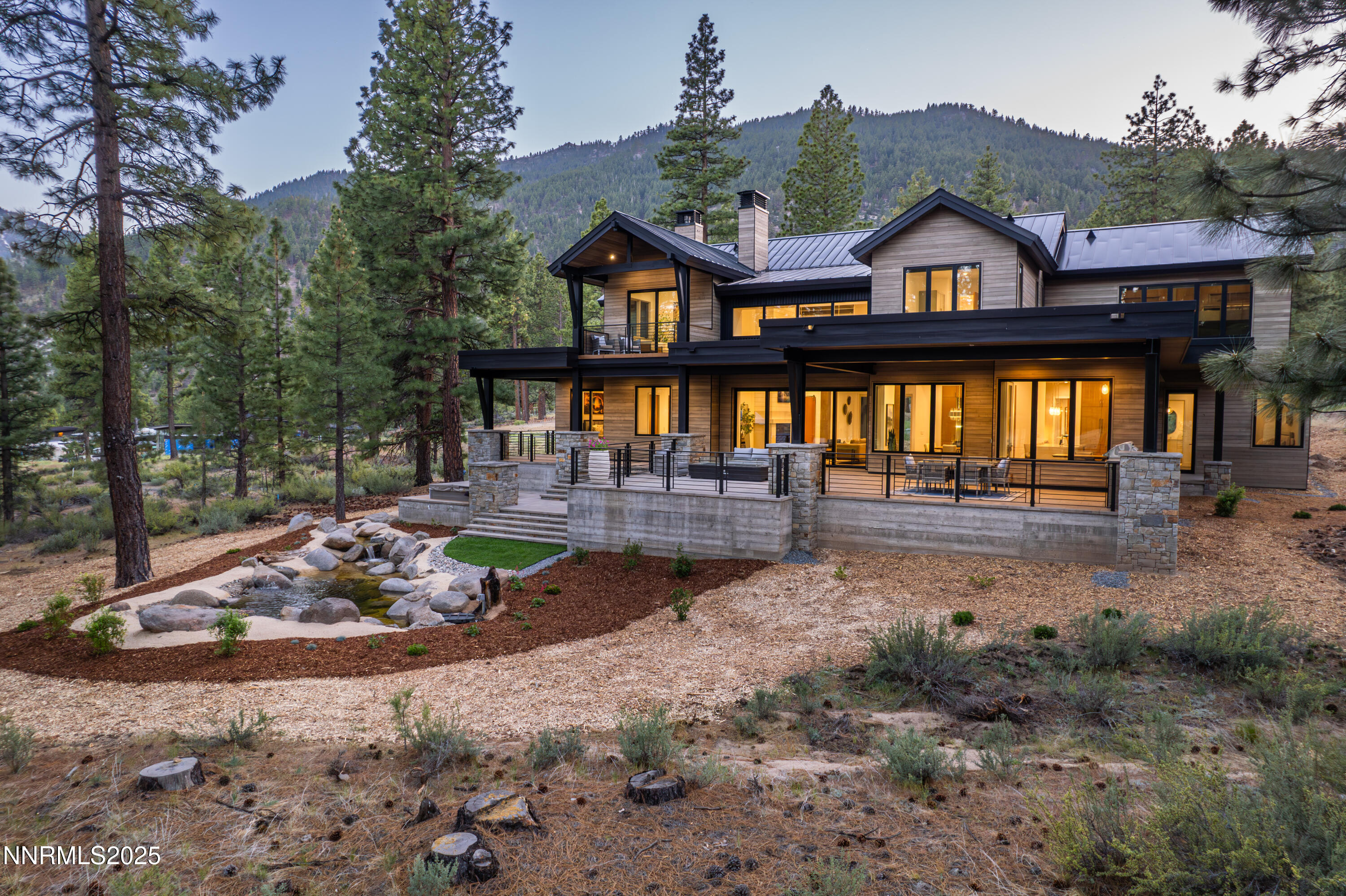 Lot 101 Twilights - WEB-10