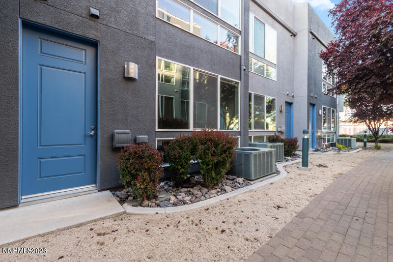 374 State Street (17 of 18)