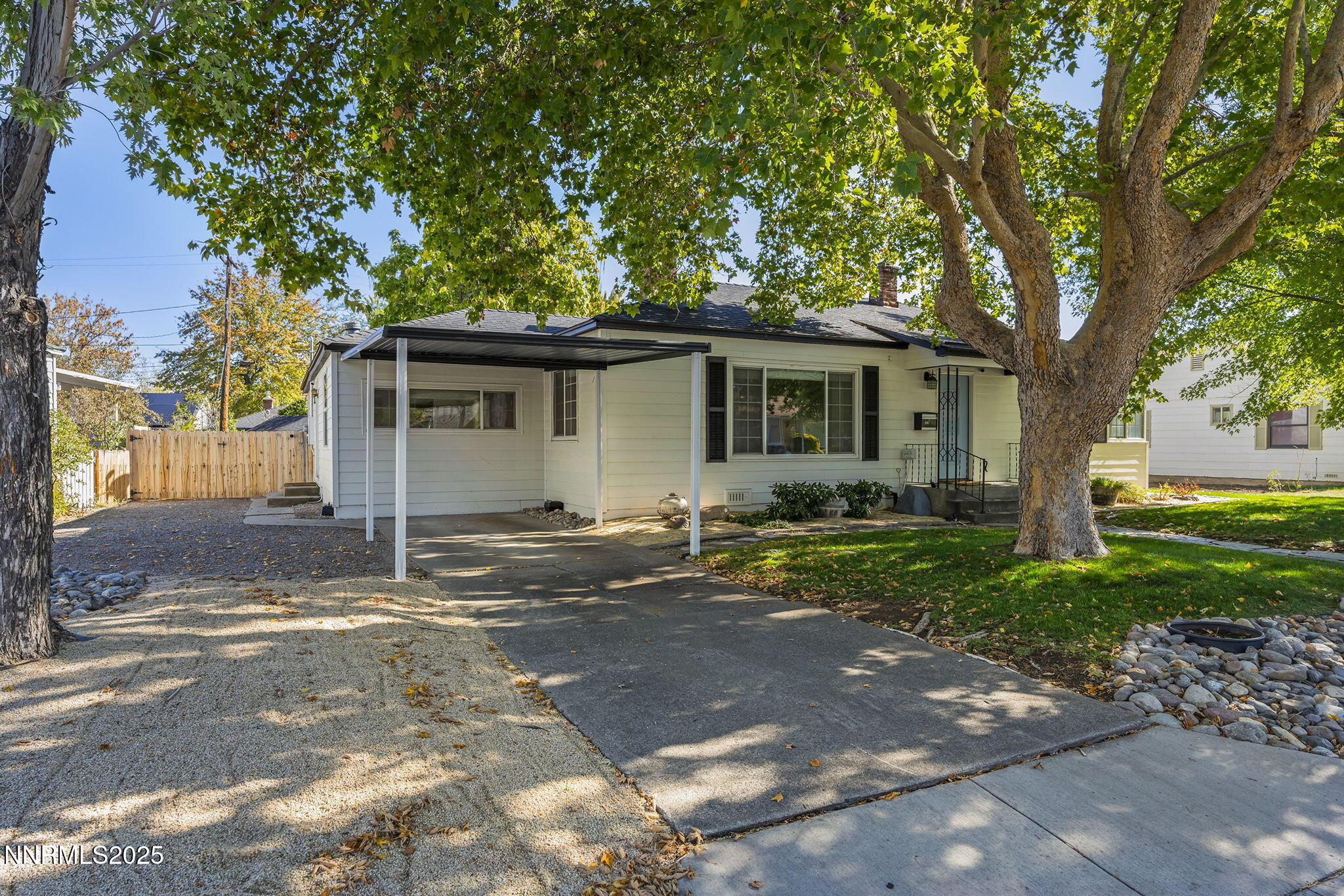 2-web-or-mls-_DSC1128