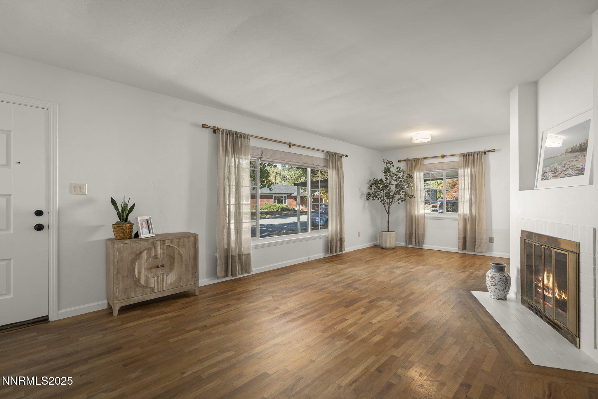 6-web-or-mls-_DSC1025