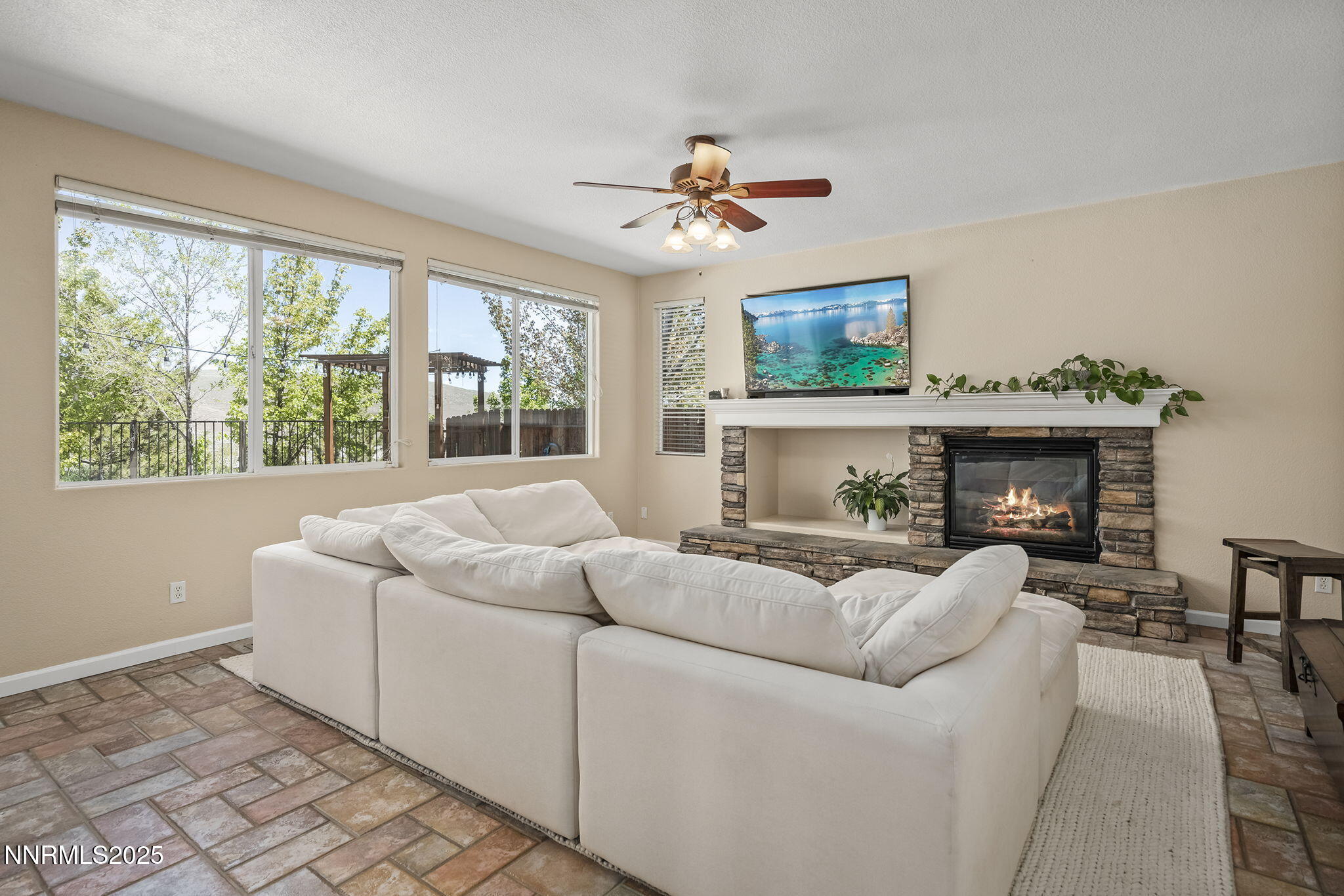 9-web-or-mls-_DSC0236