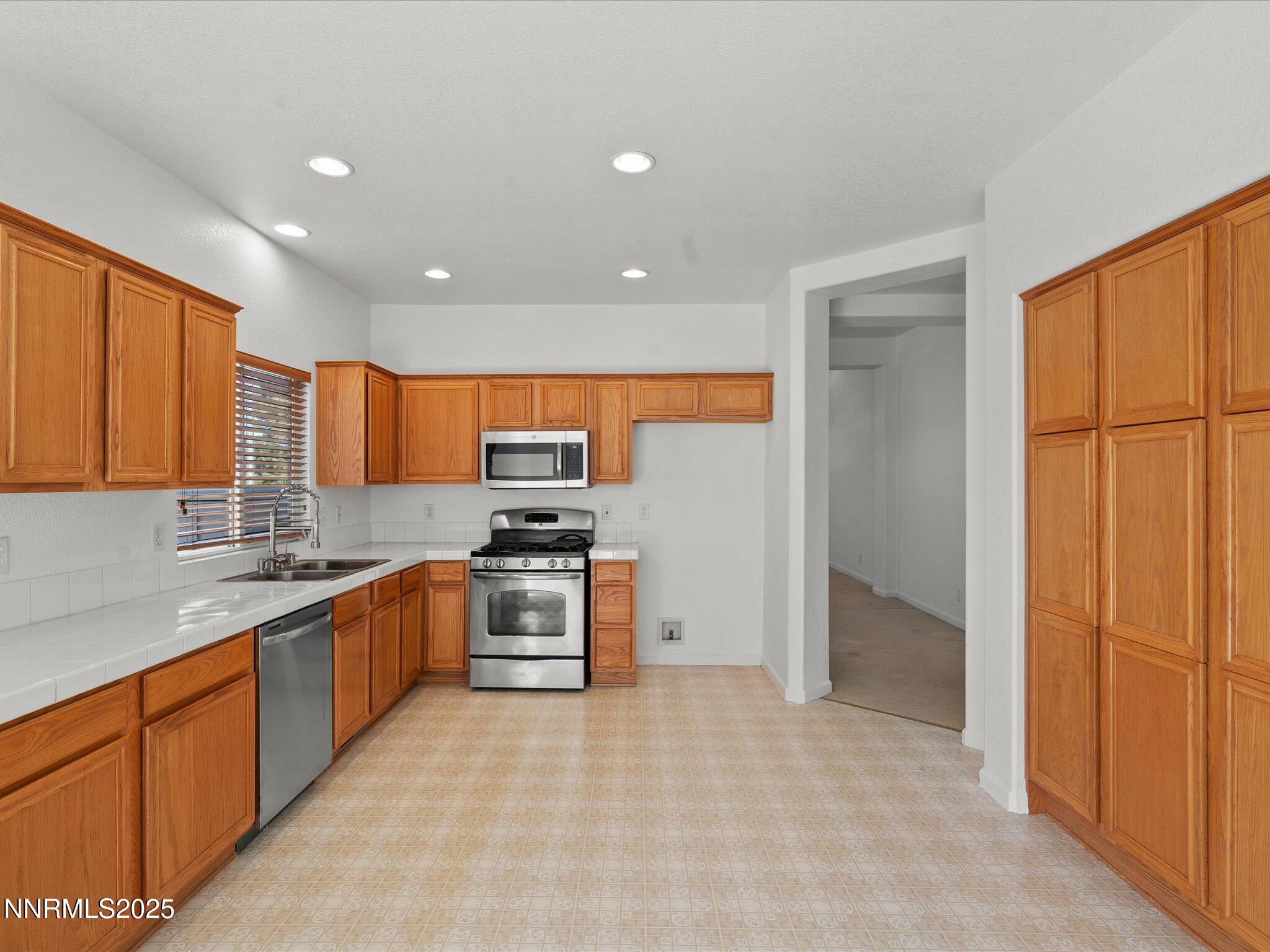 13-805 Sauvignon Dr-112